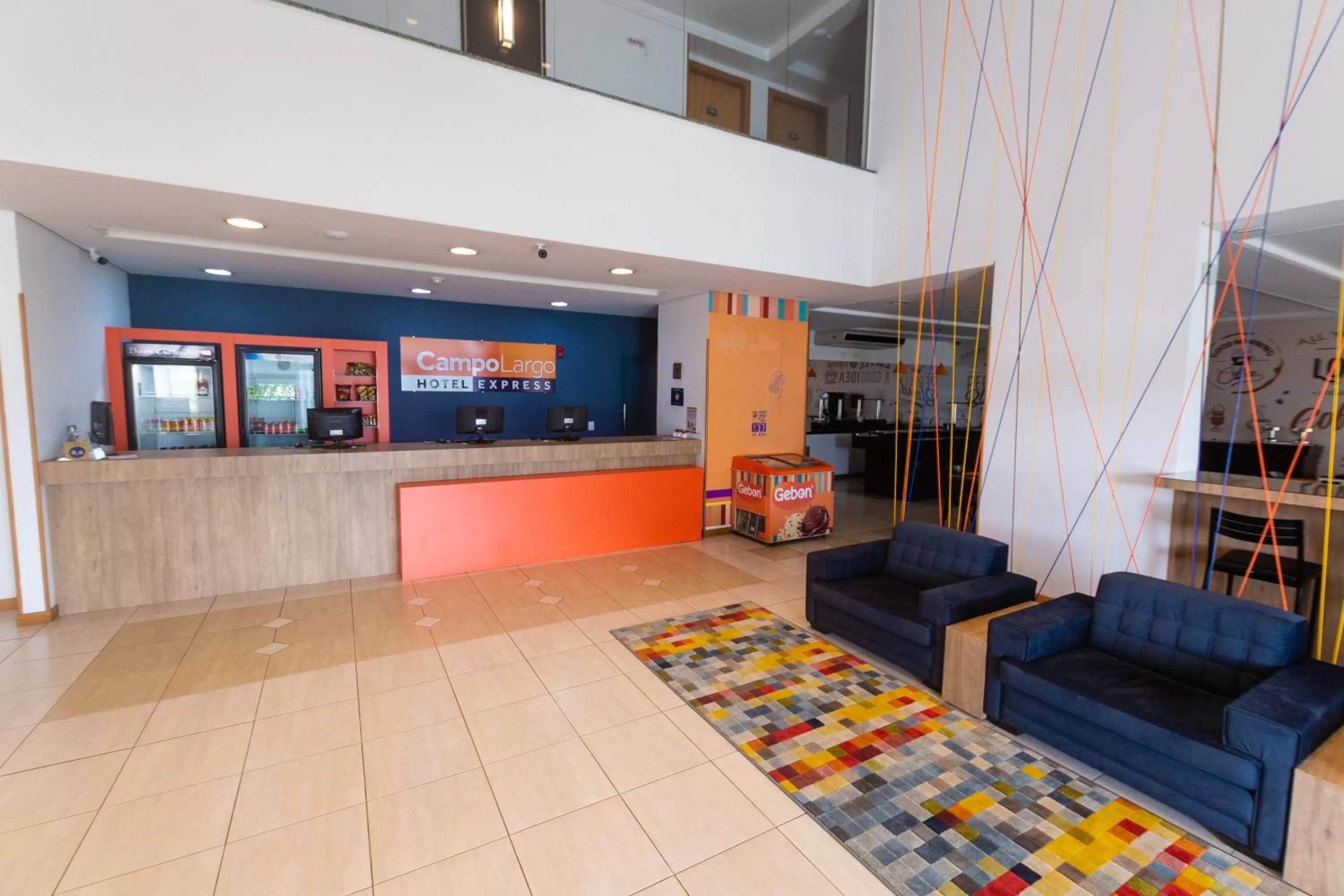 Lobby or reception in Hotel Campo Largo Express