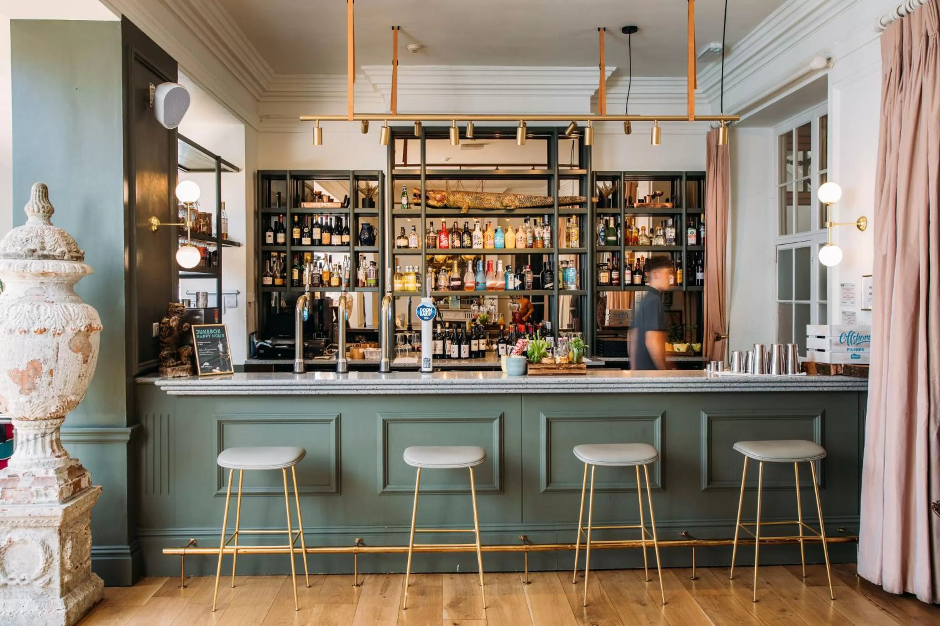 Staff in Polurrian on the Lizard