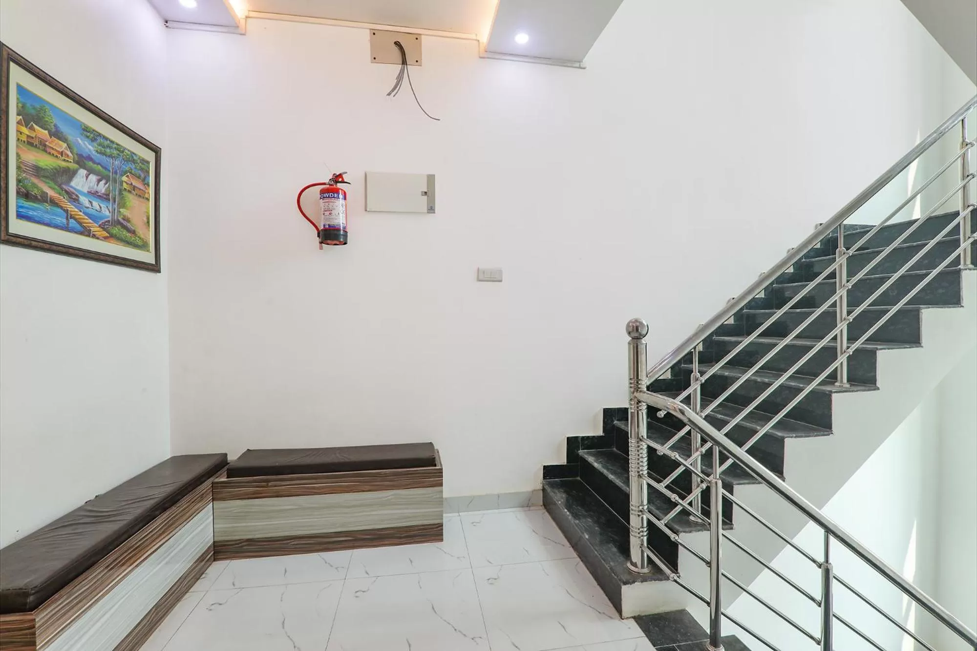 Lobby or reception in FabHotel Lumbini International - Nr Sarnath Museum