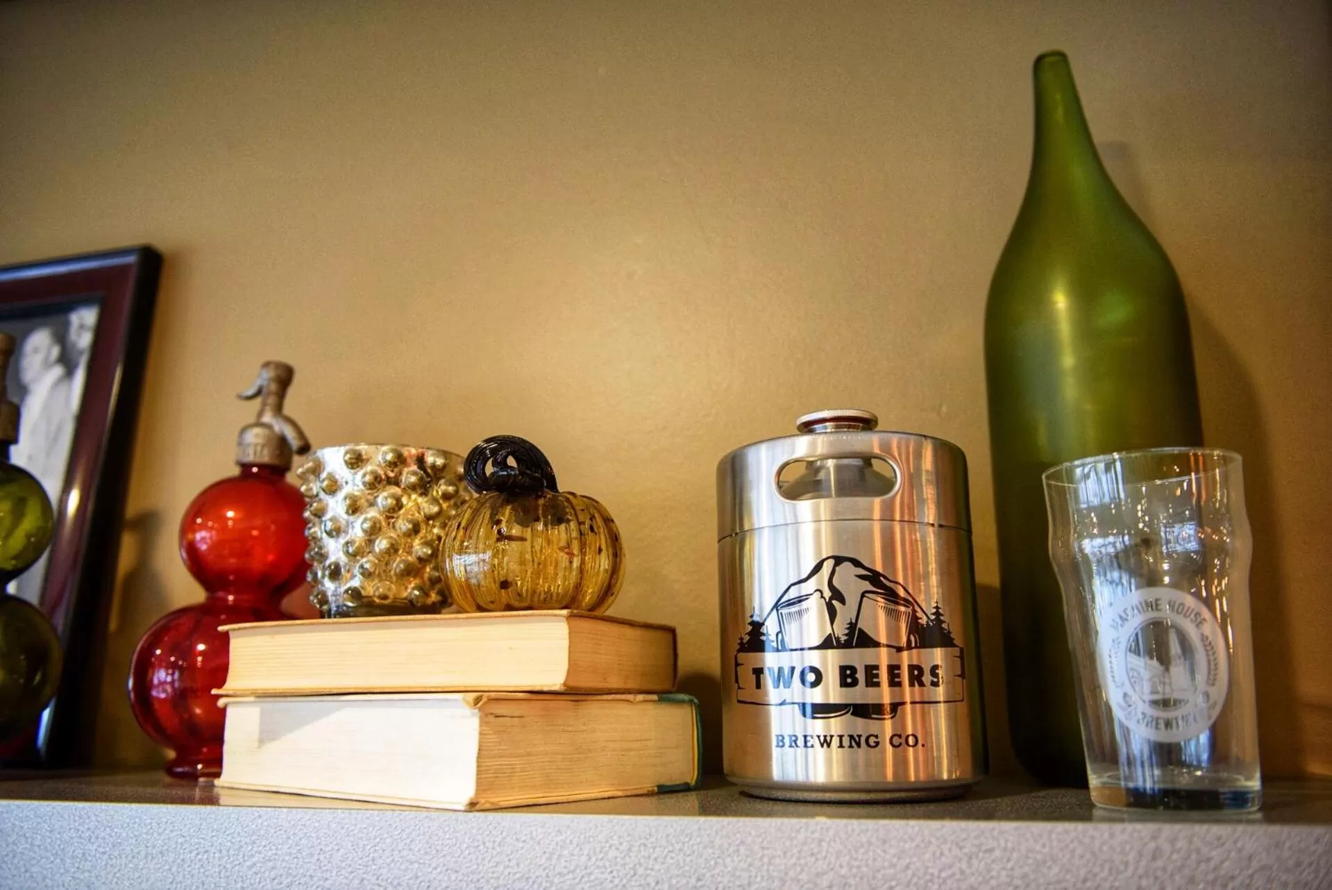 Decorative detail in Georgetown Inn Seattle