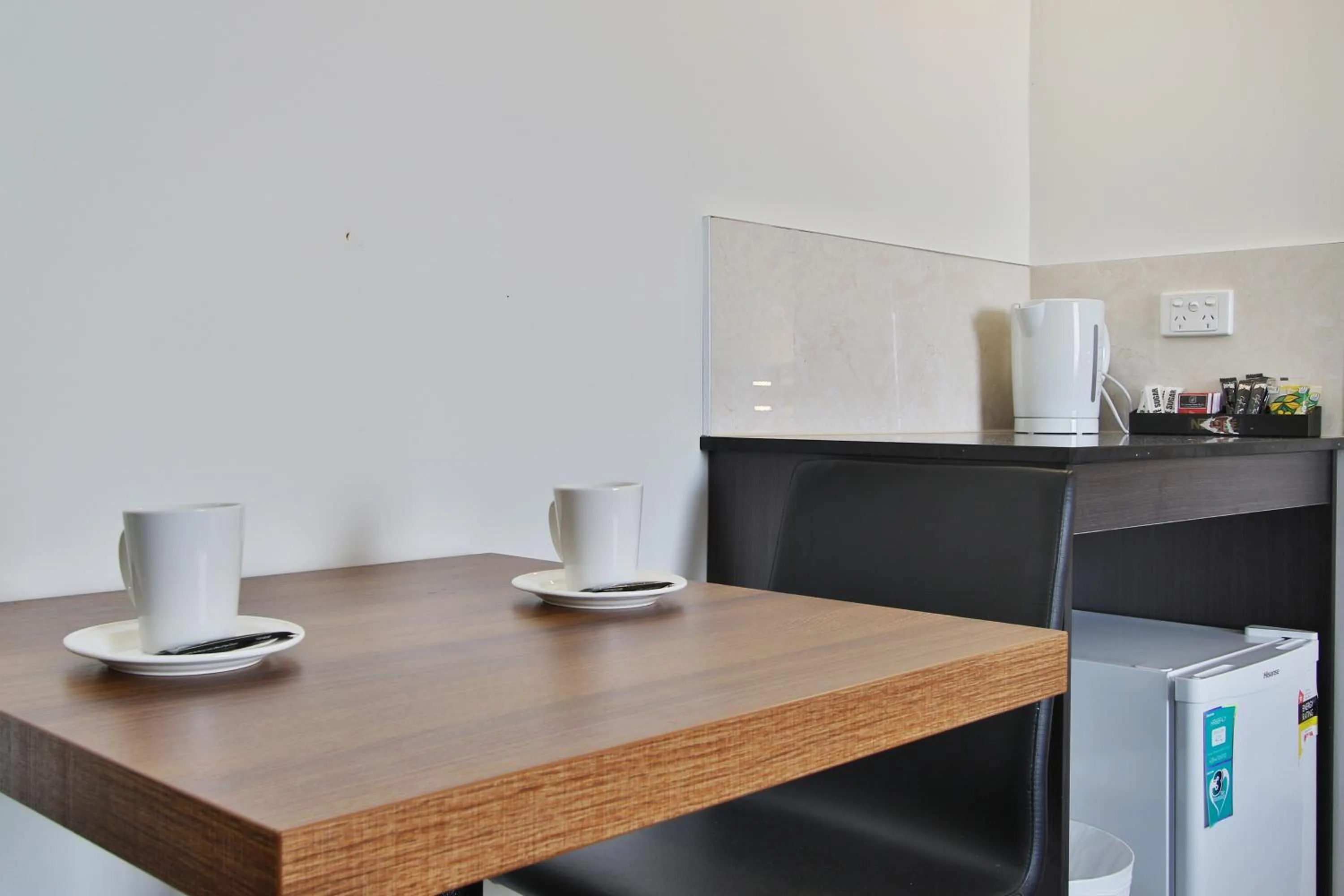 Dining area in Comfort Hotel Dandenong