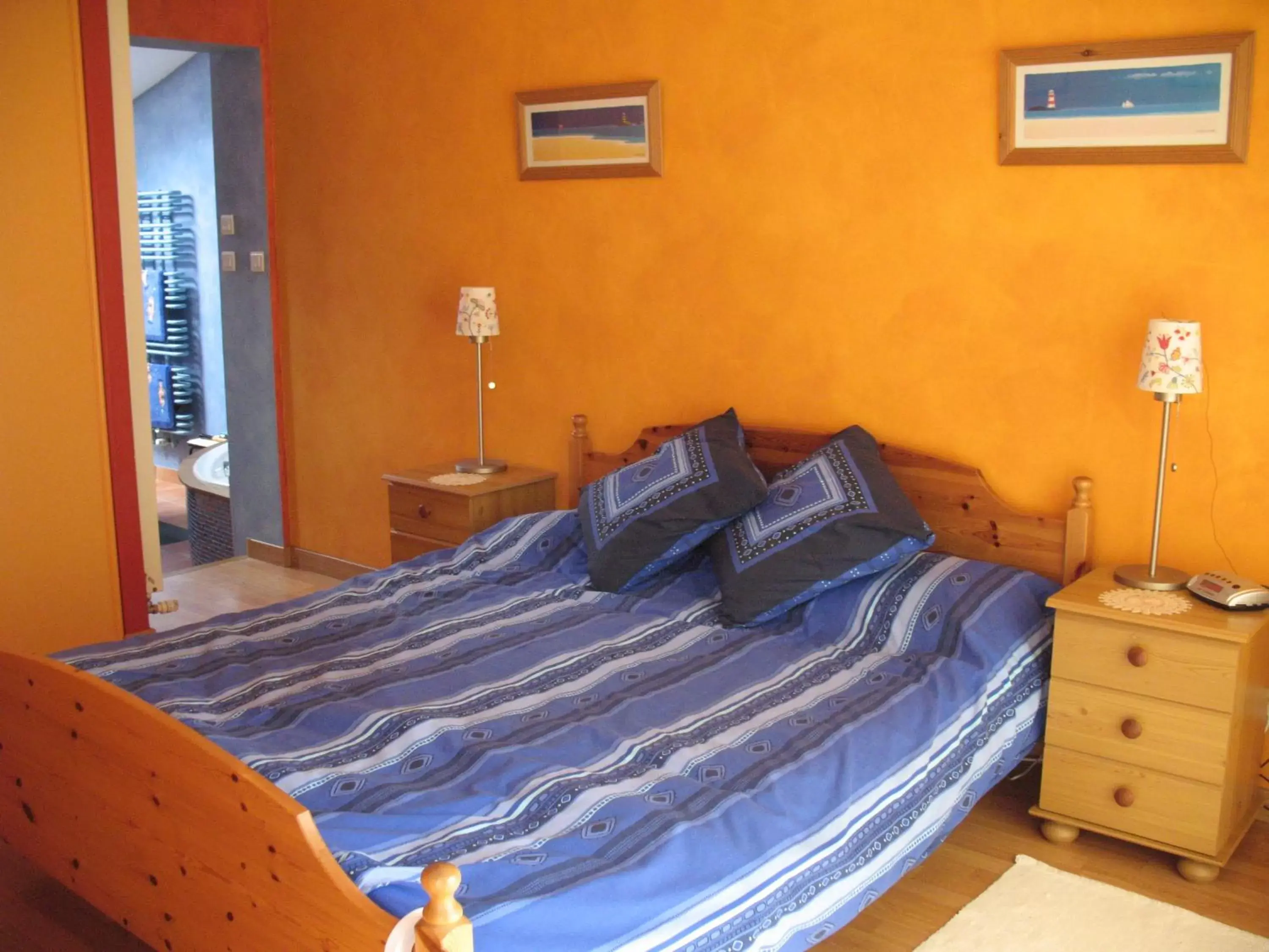 Superior Double Room in Chambres d'Hôtes Le Mûrier Superior Double Room in Chambres d'Hôtes Le Mûrier