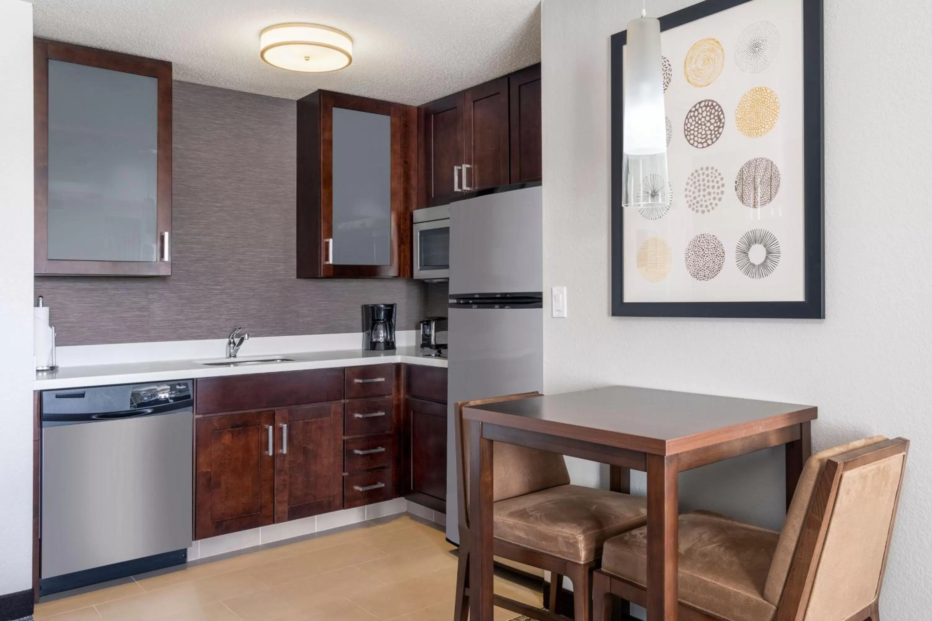 Kitchen or kitchenette in Residence Inn by Marriott Bloomington