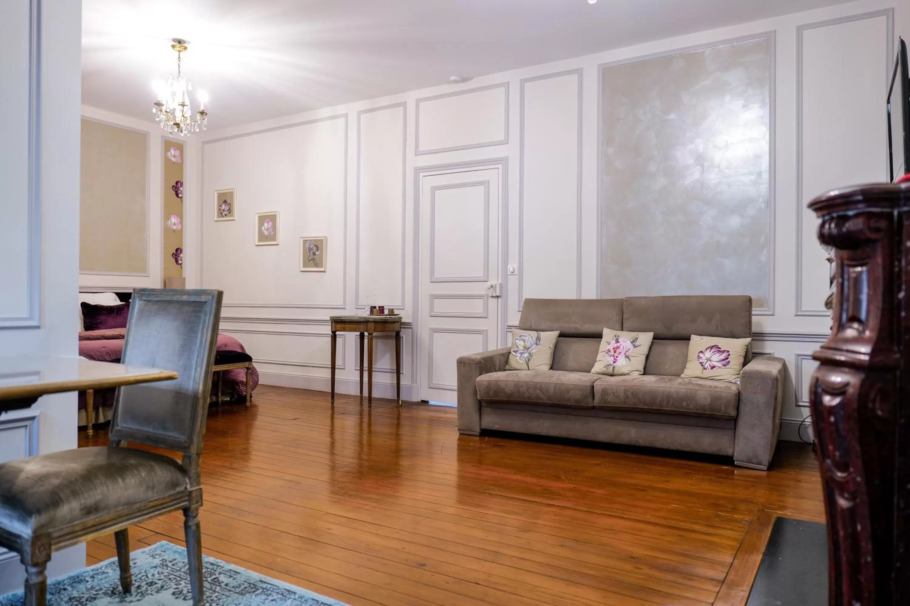 Seating Area in Champagne André Bergère