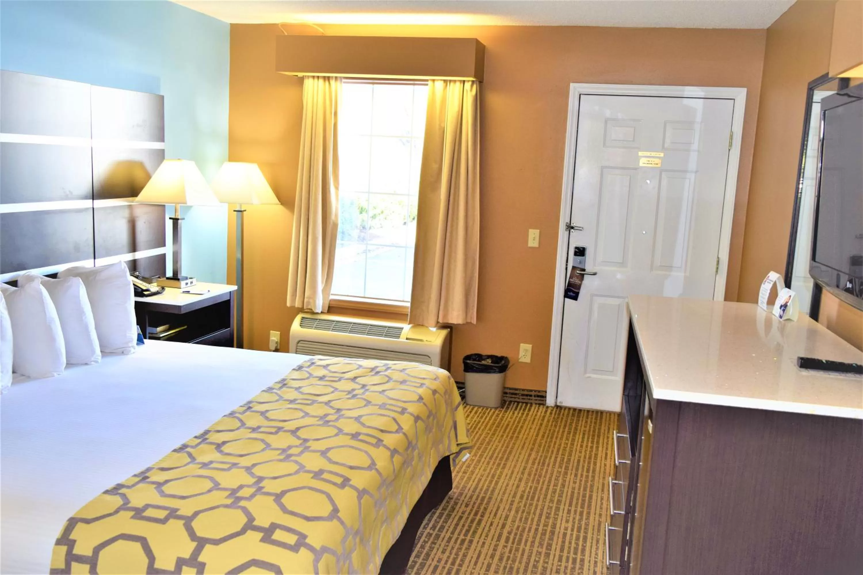 Bed in Baymont by Wyndham Forest City