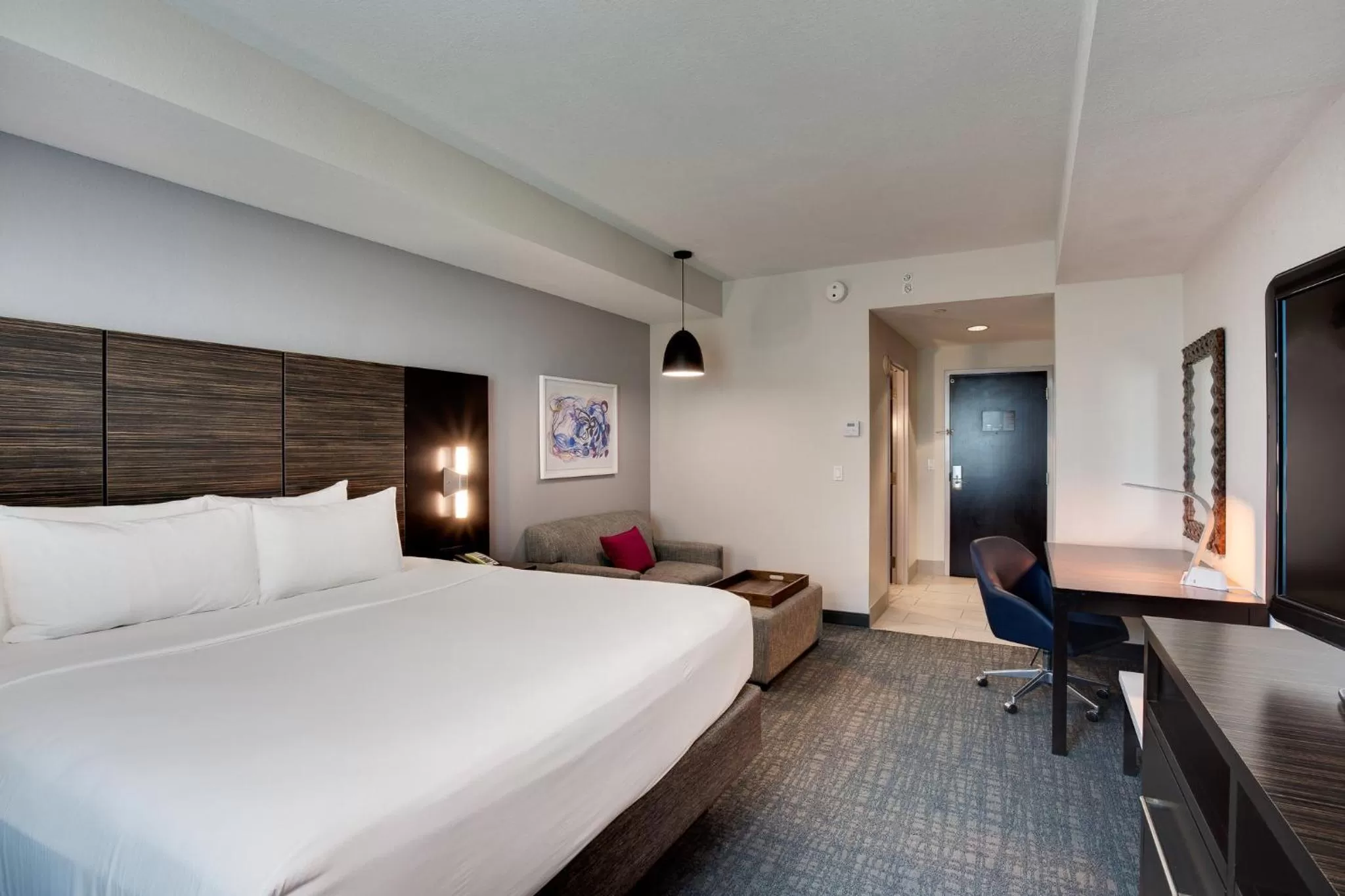 Photo of the whole room, Bed in Crowne Plaza Hotel & Resorts Fort Lauderdale Airport/ Cruise by IHG