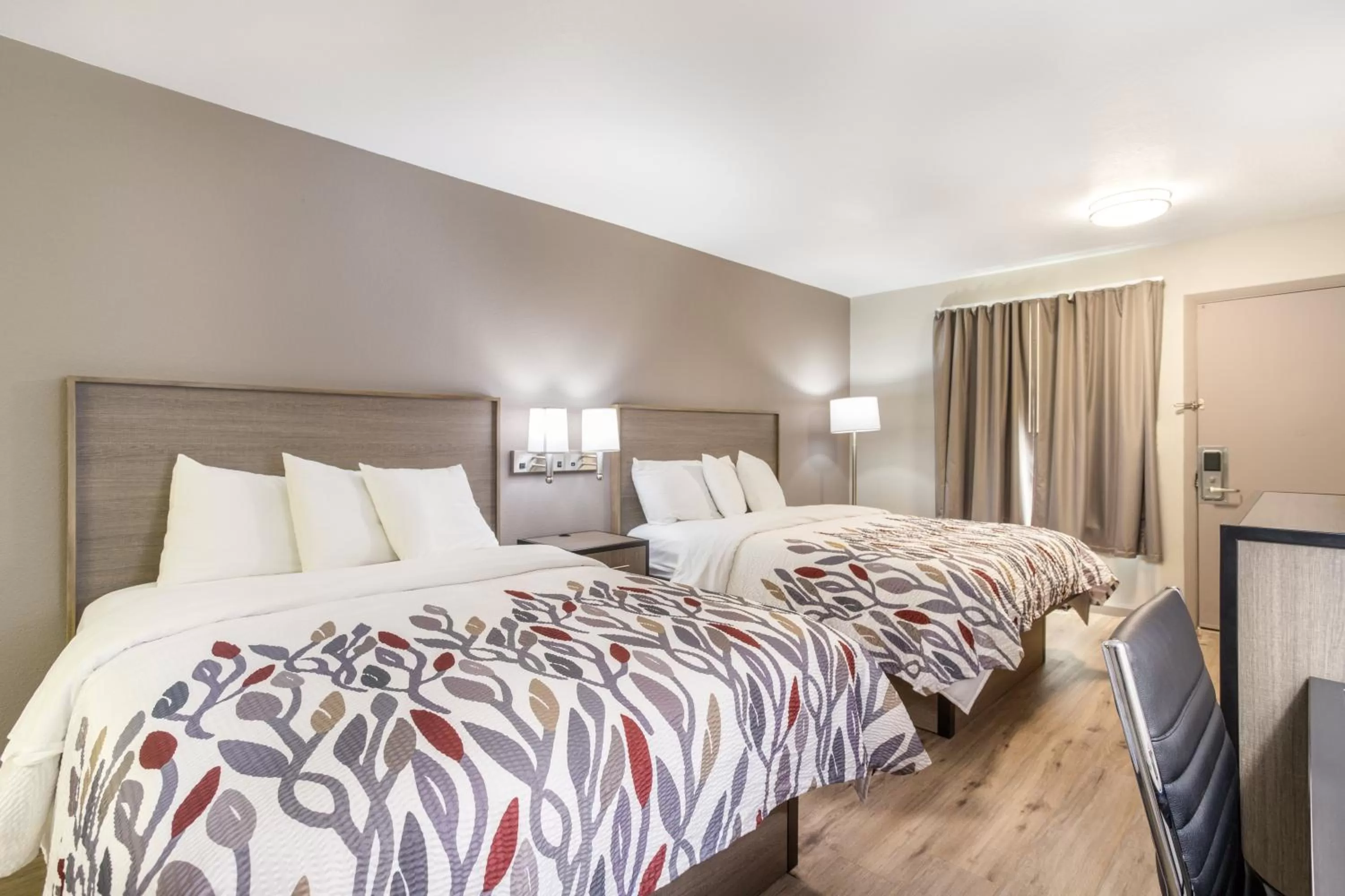 Superior Queen Room with Two Queen Beds Disability Access/Smoke Free in Baymont by Wyndham Socorro