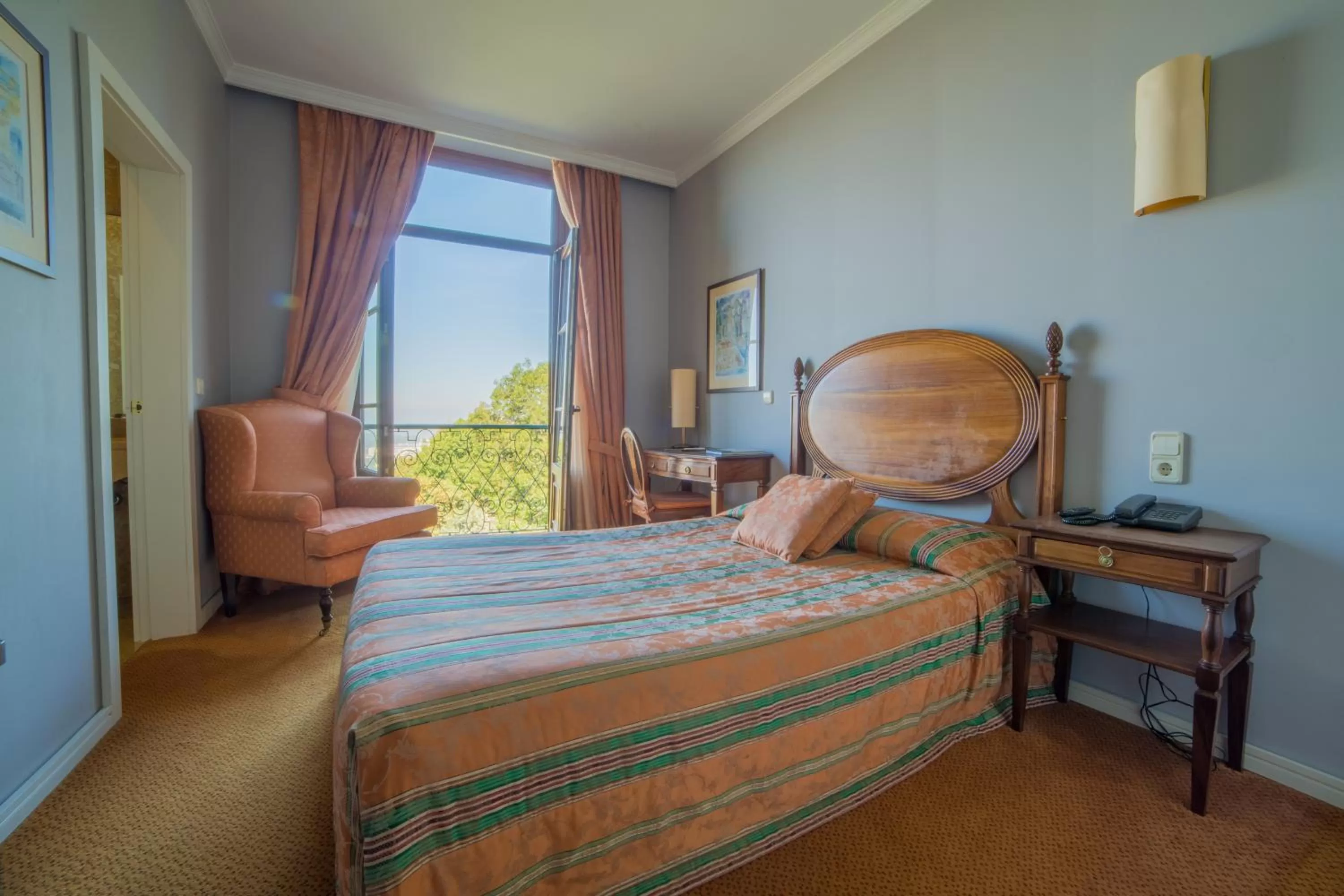 Bed in Hotel do Elevador