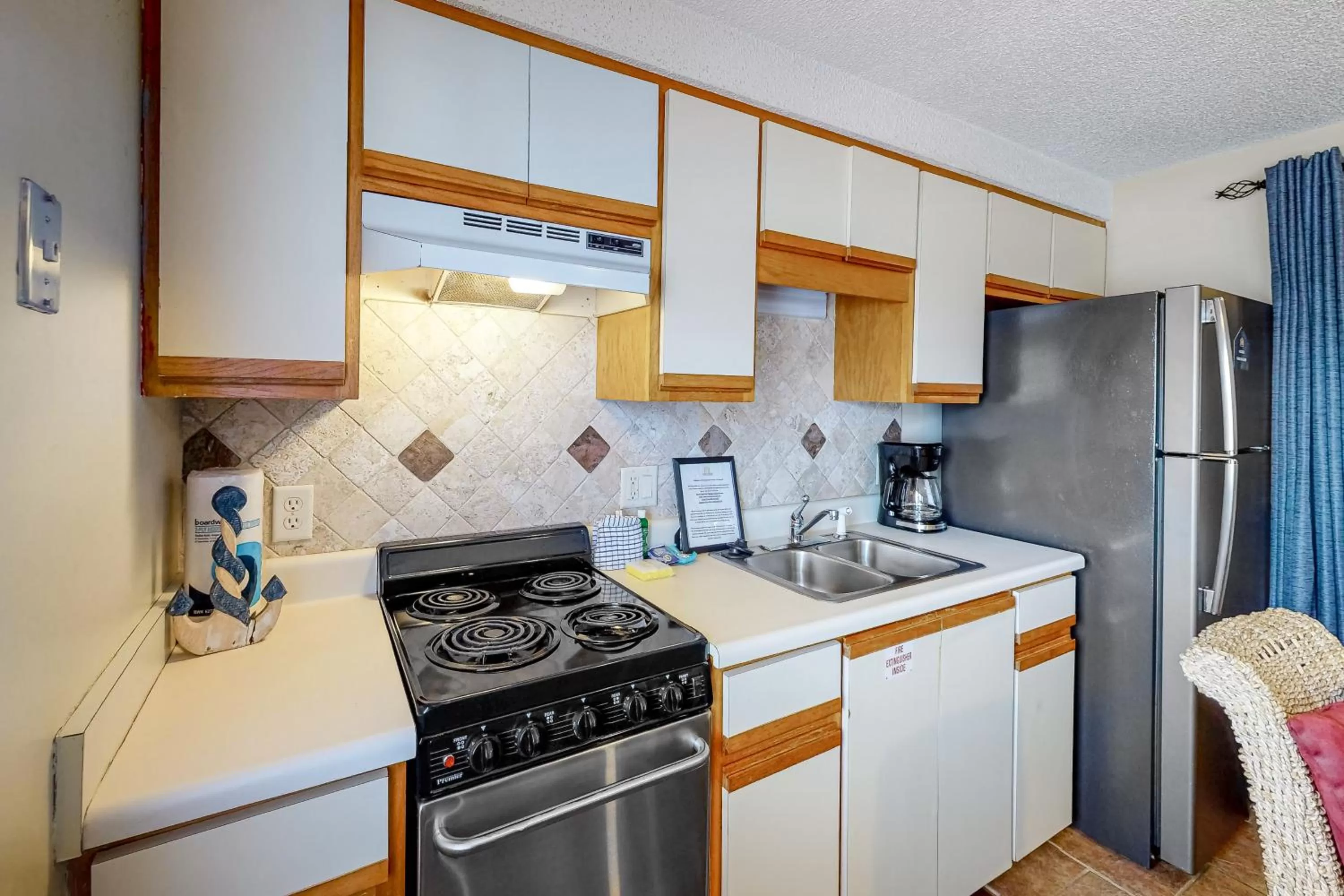 Kitchen/Kitchenette in The Inn at St. Thomas Square # 1205B