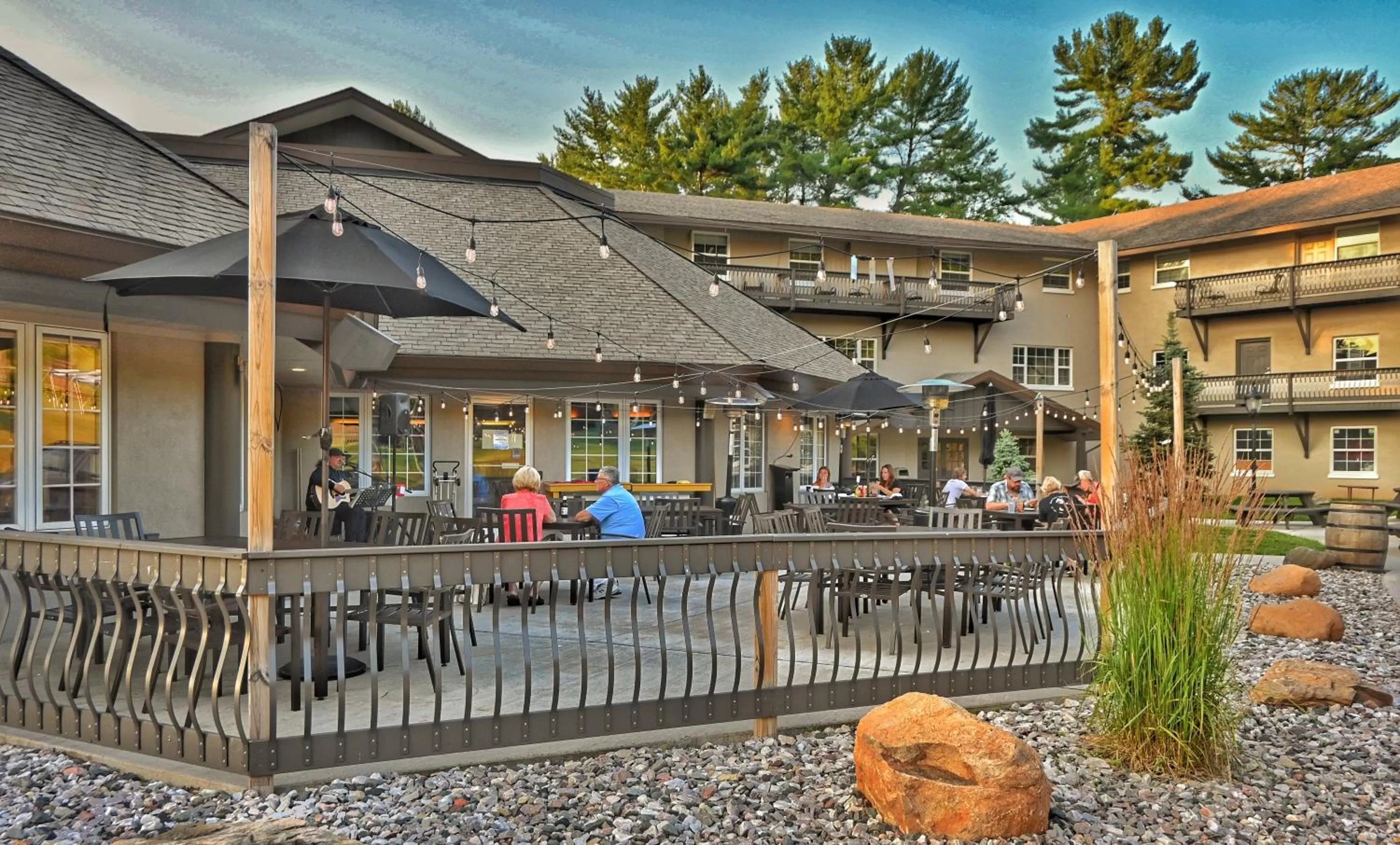 Property building in Pine Mountain Resort