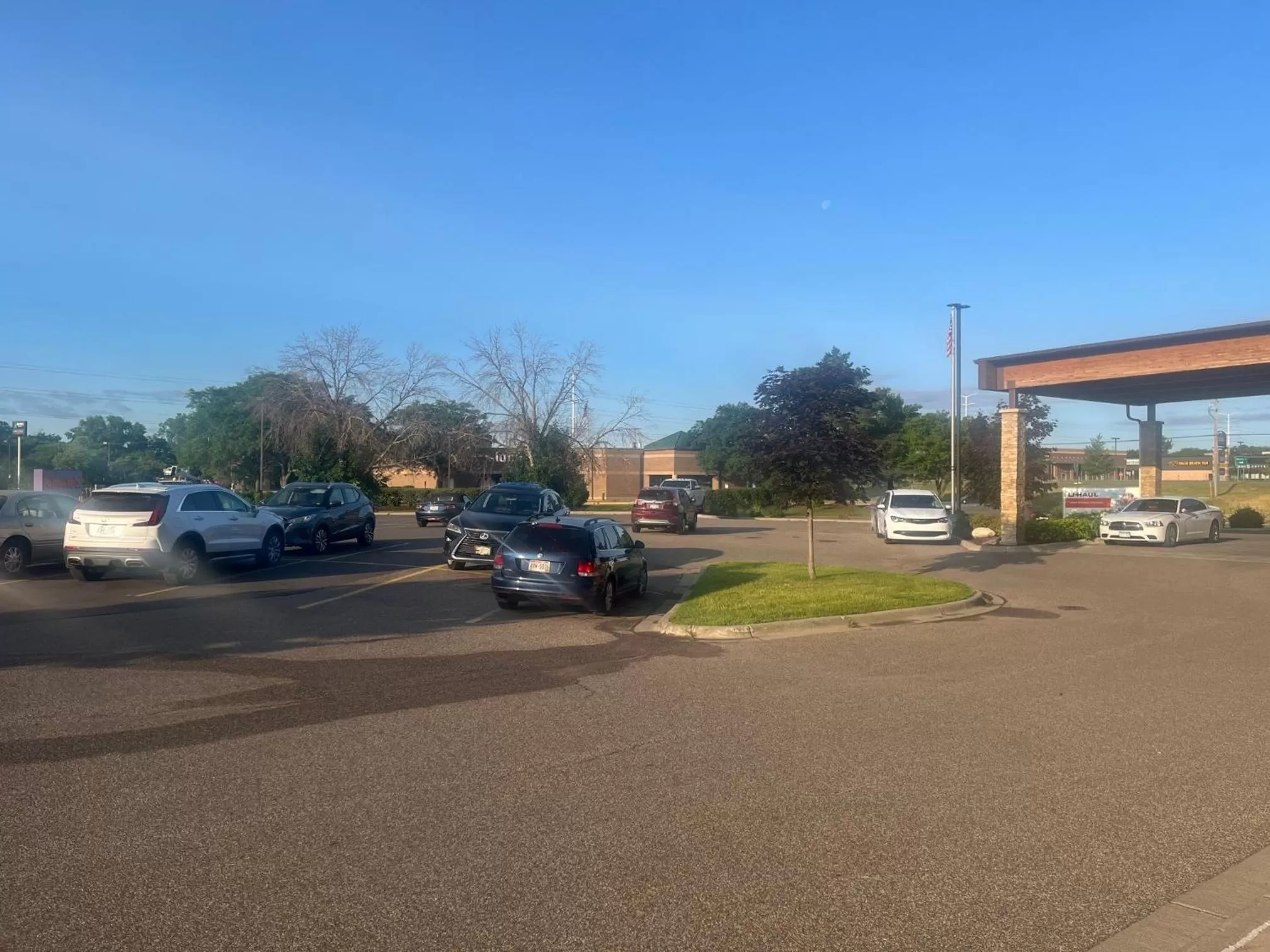 Day in Country Inn & Suites by Radisson Roseville - St Paul