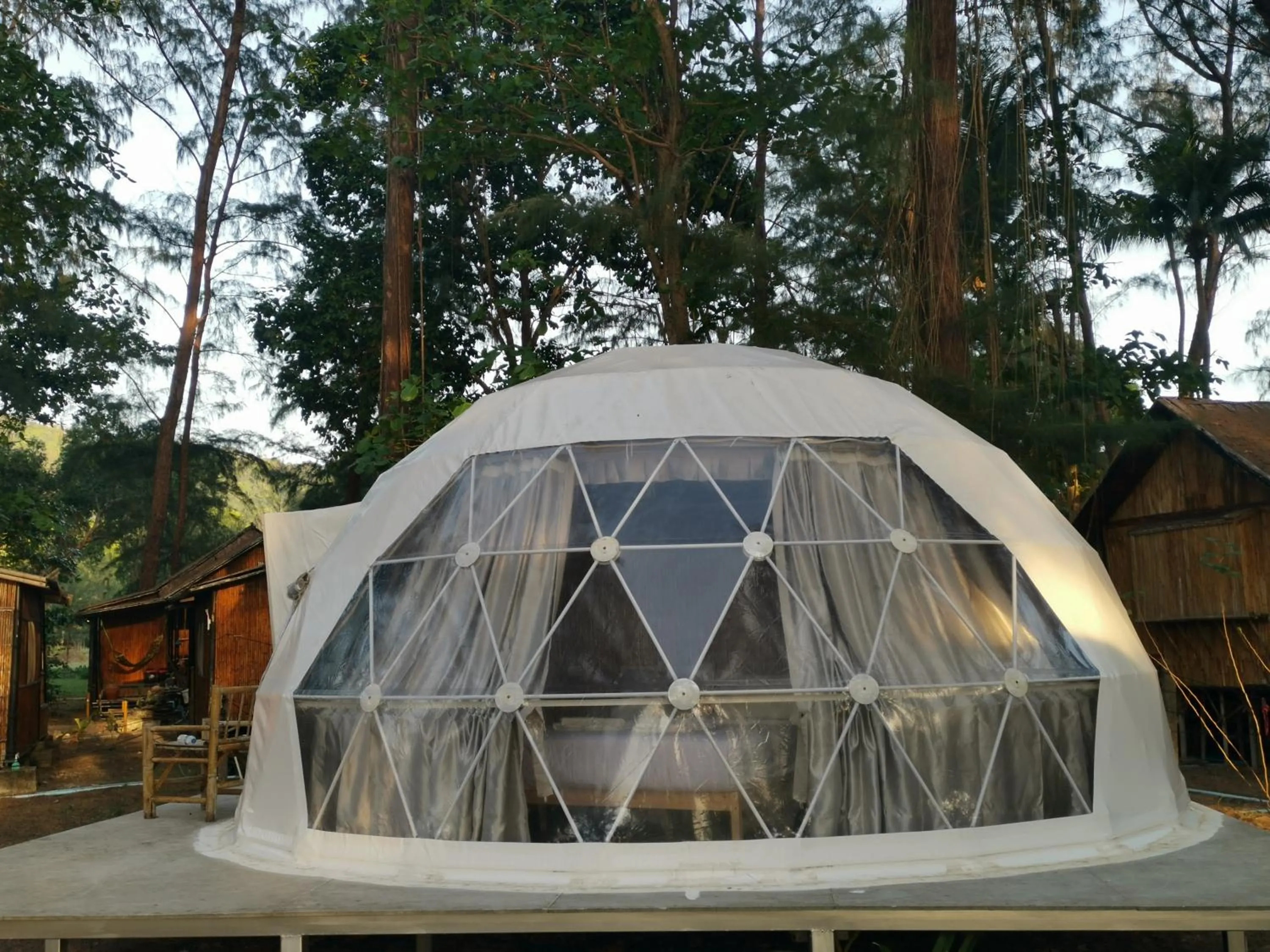 Property building in Eco Lanta Hideaway Beach Resort