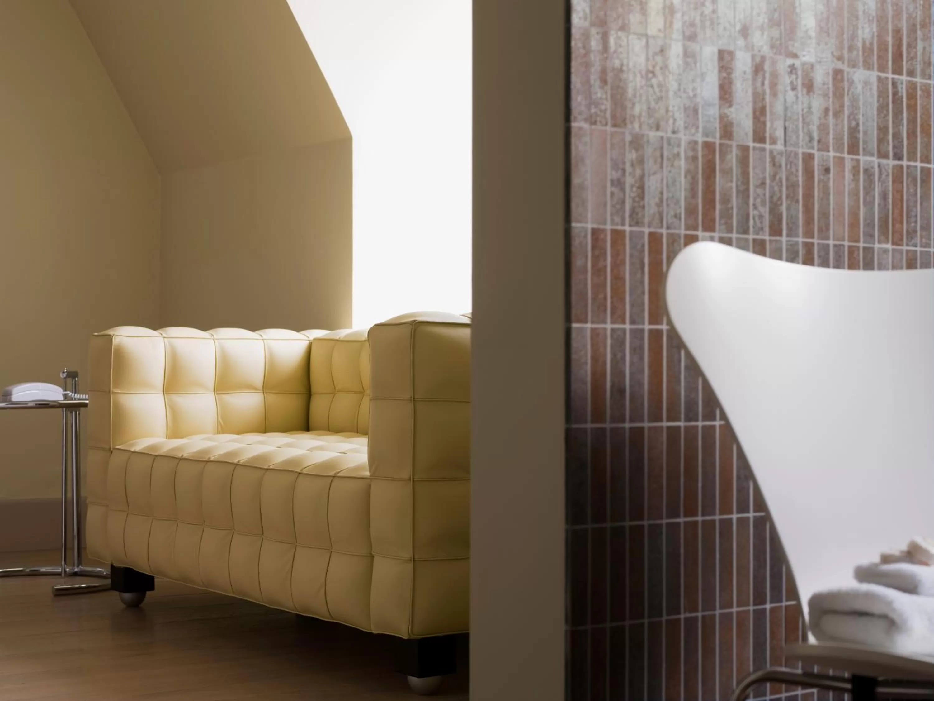 Decorative detail in Hotel Recour