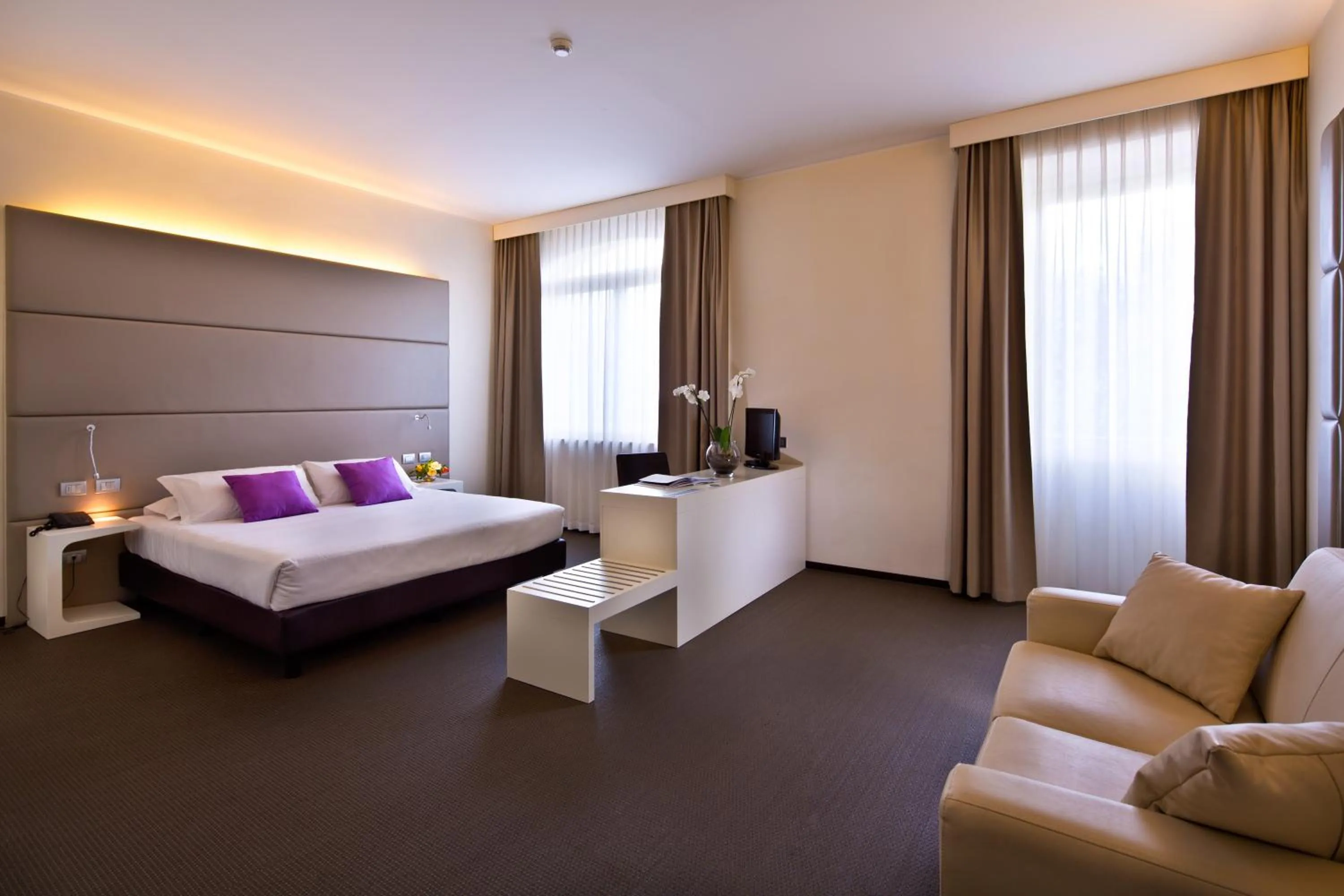 Photo of the whole room, Bed in TH Assisi - Hotel Cenacolo