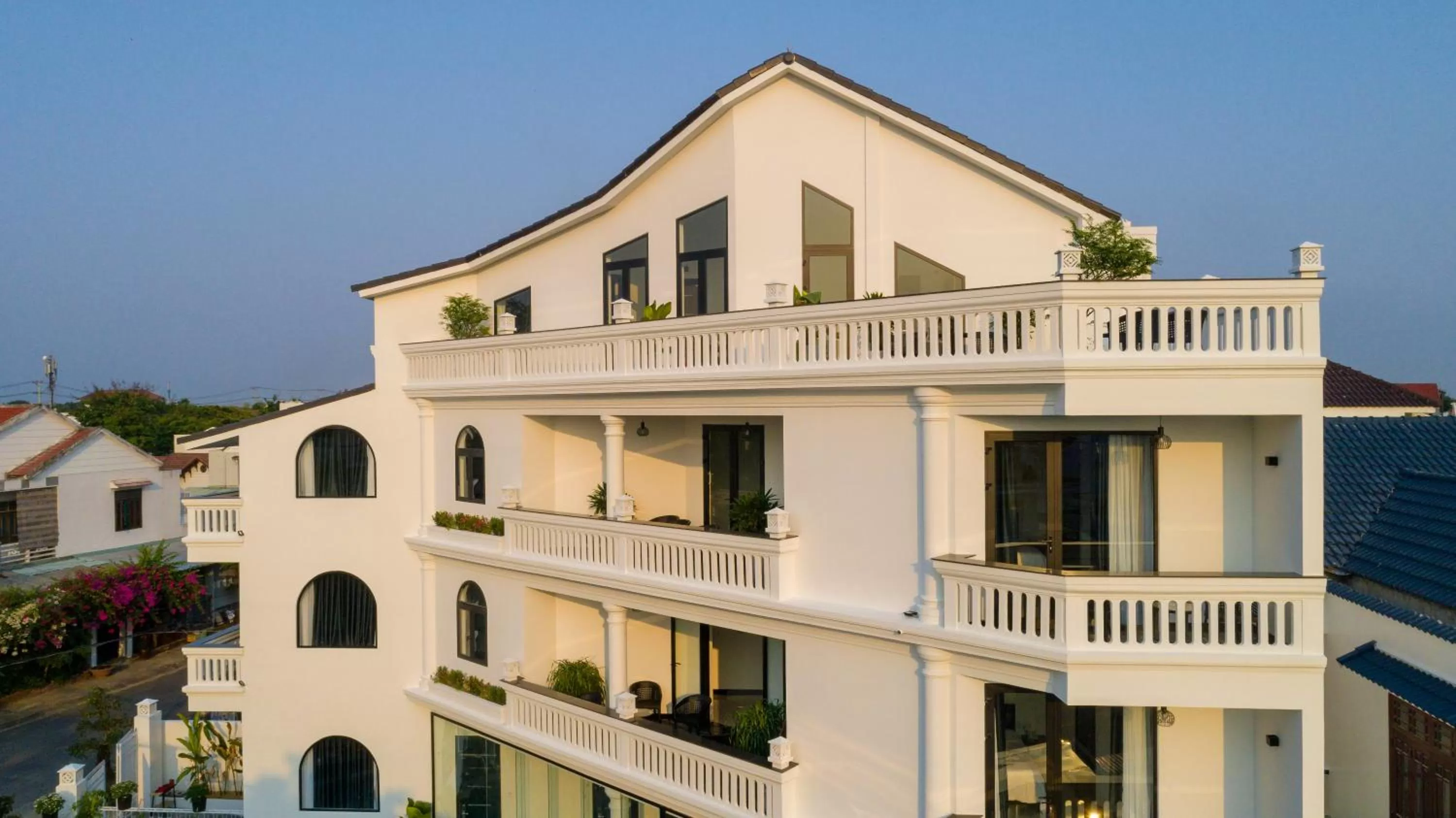 Property building in Hoianation Villas Hotel