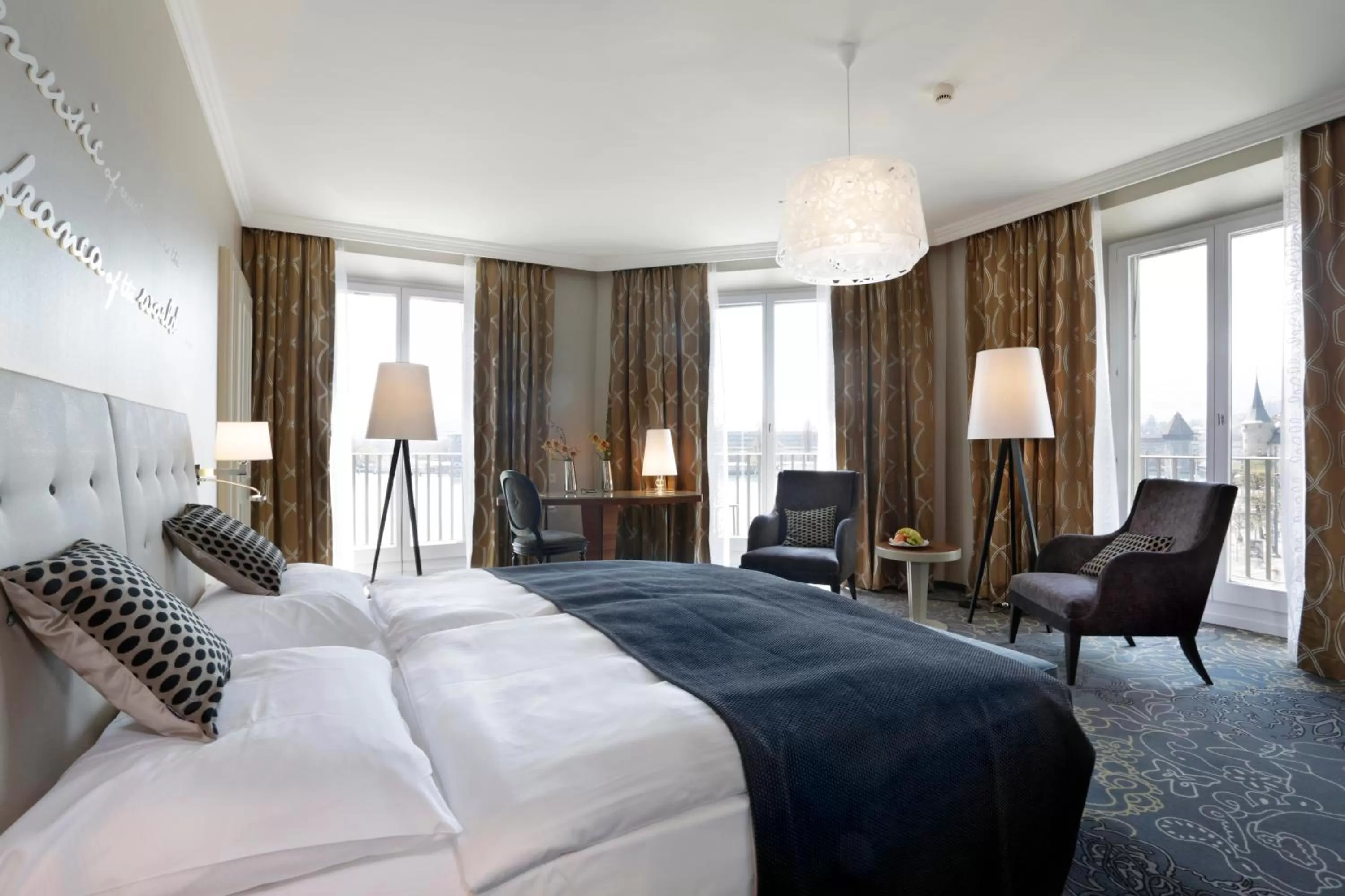 Lifestyle Junior Suite in Hotel Schweizerhof Luzern