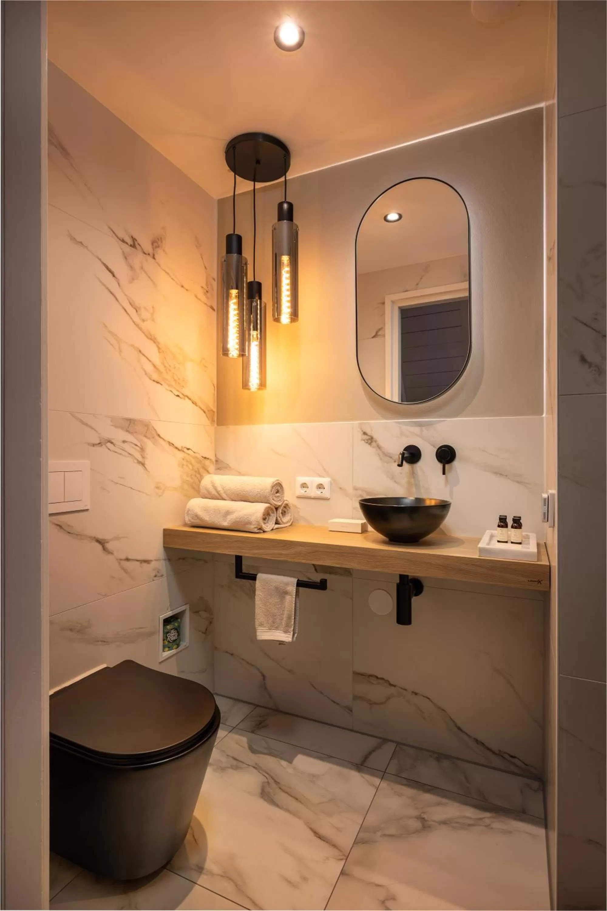 Shower, Bathroom in The Lemon Suites