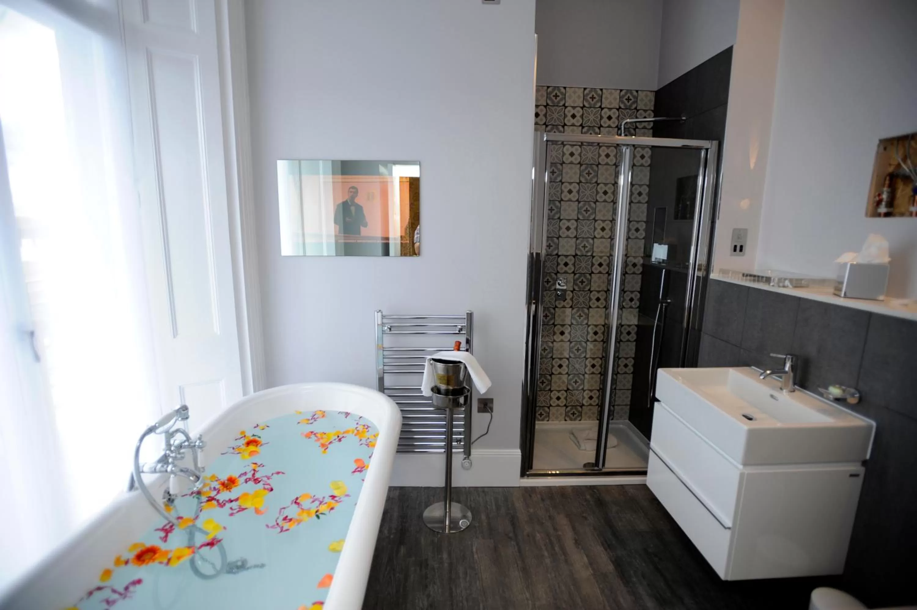 Bathroom in Best Western Premier Dover Marina Hotel & Spa