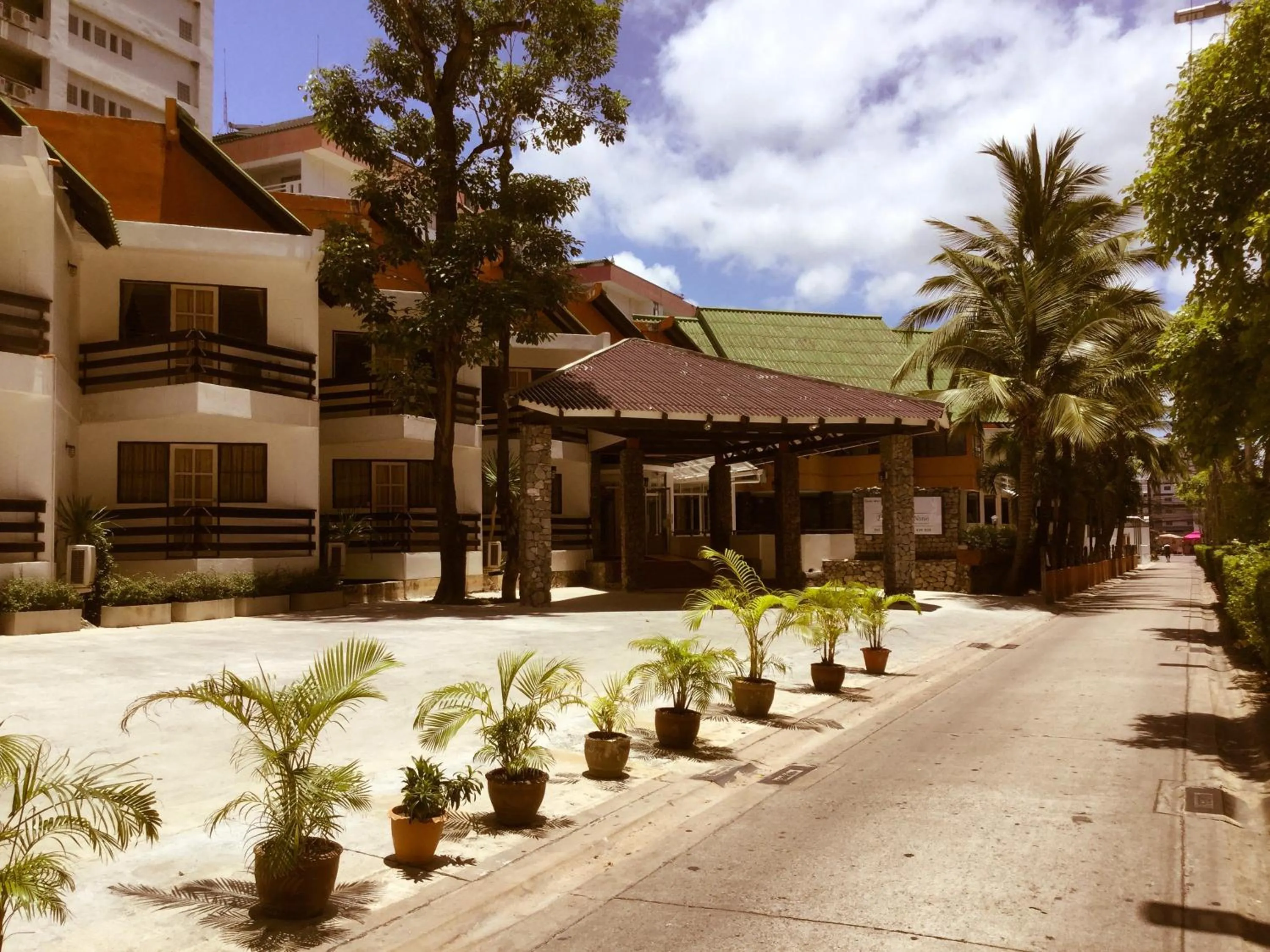 Property building in Pattaya At Nine