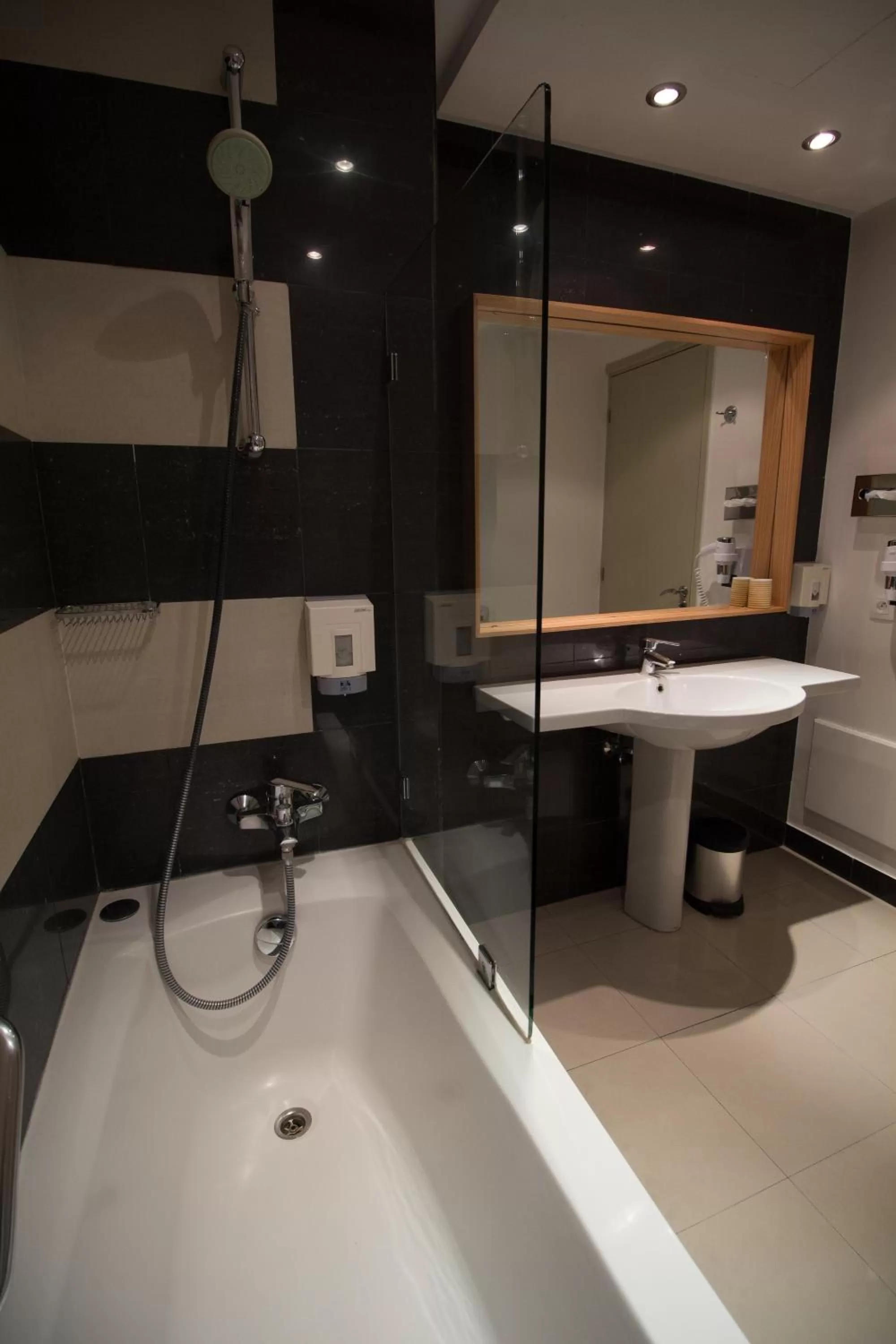 Bathroom in Le Pietri Urban Hotel