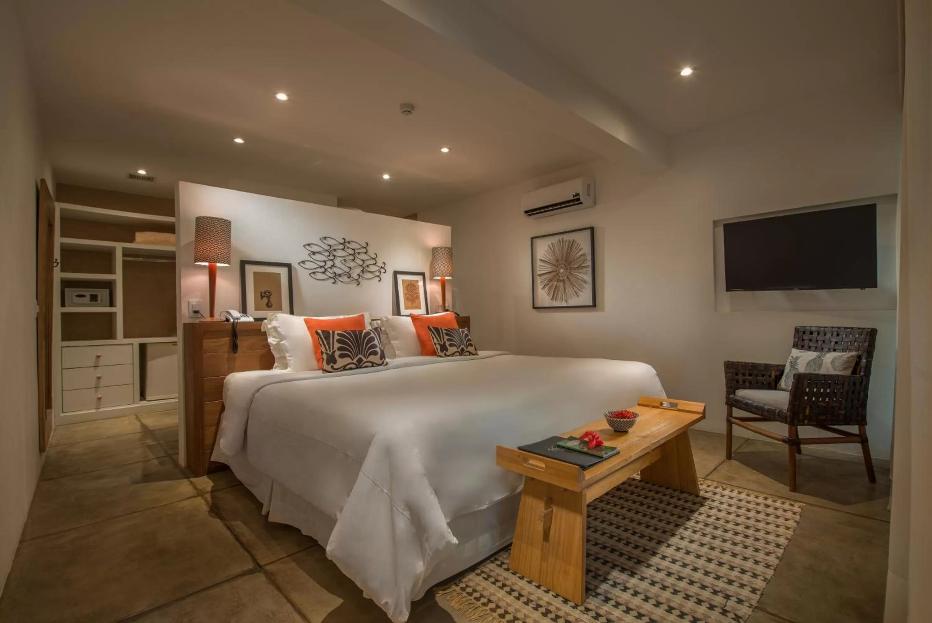 Property building, Bed in Vila deste Hotel