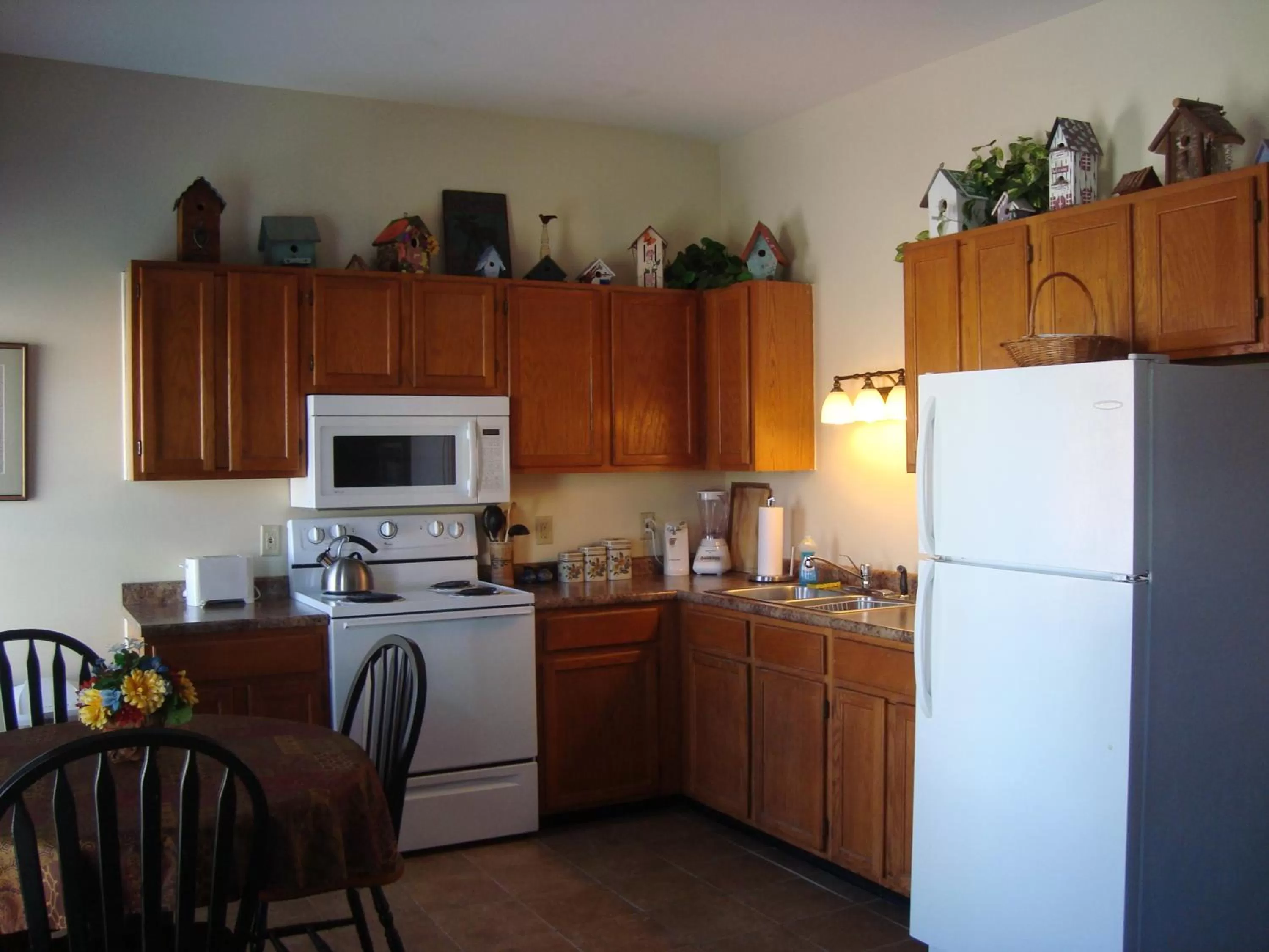 Kitchen or kitchenette, Kitchen/Kitchenette in Bristol Suites