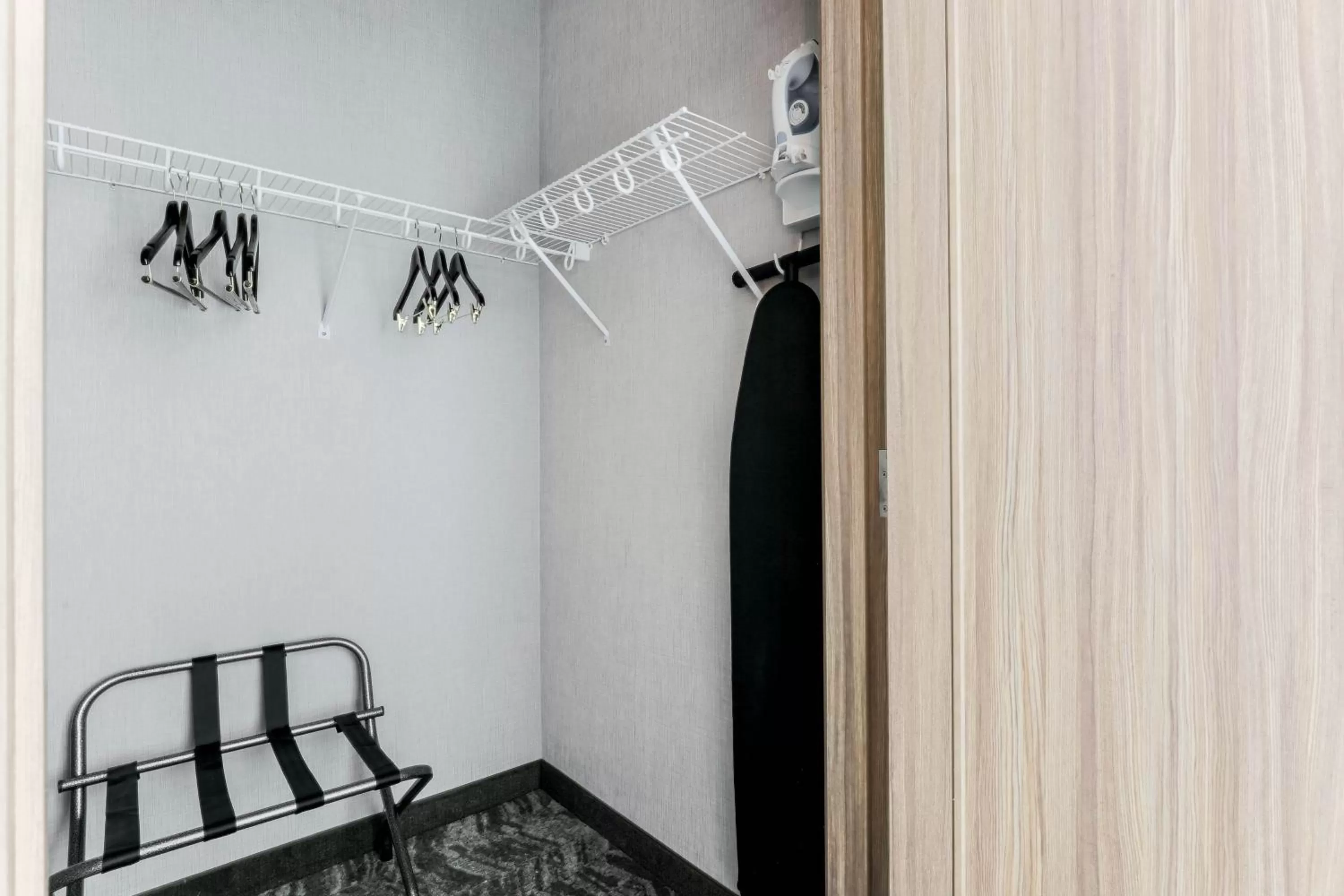 Photo of the whole room, Bed in SpringHill Suites by Marriott San Jose Fremont