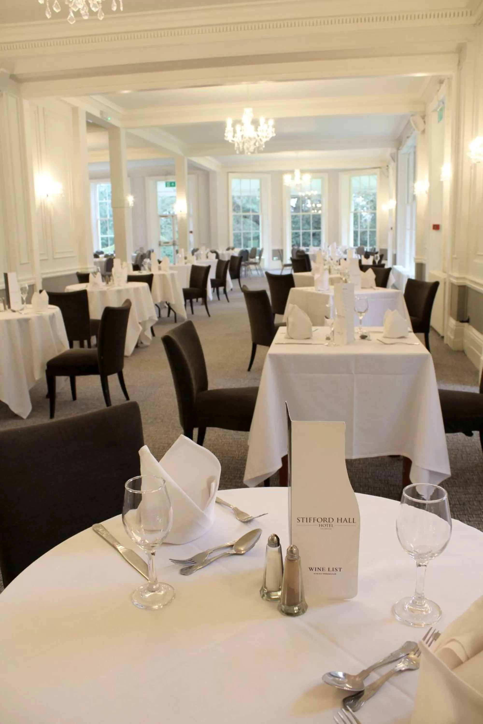 Restaurant/places to eat in Mercure Thurrock Stifford Hall