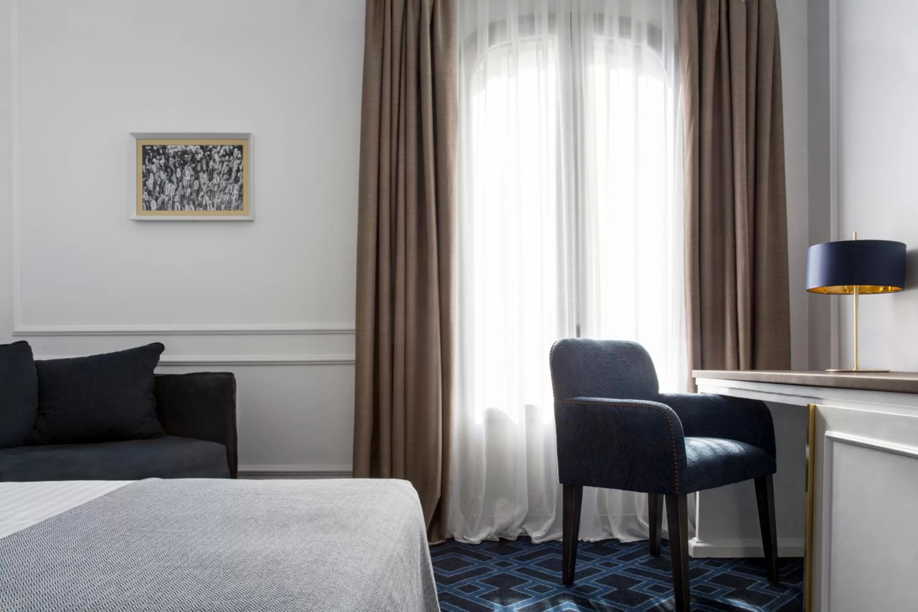 Bedroom, Bed in Hotel Midmost by Majestic Hotel Group