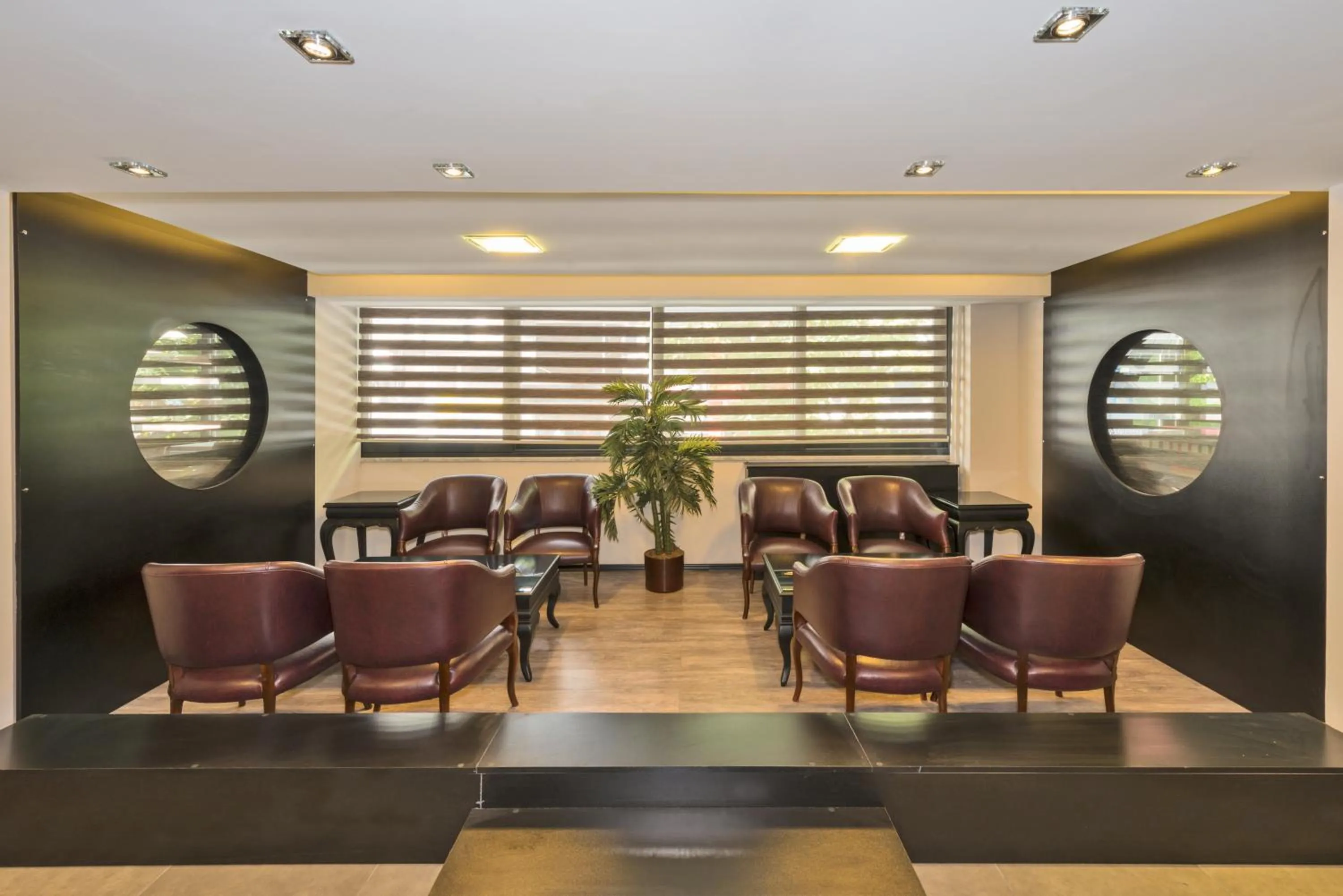 Lobby or reception in Erbazlar Hotel