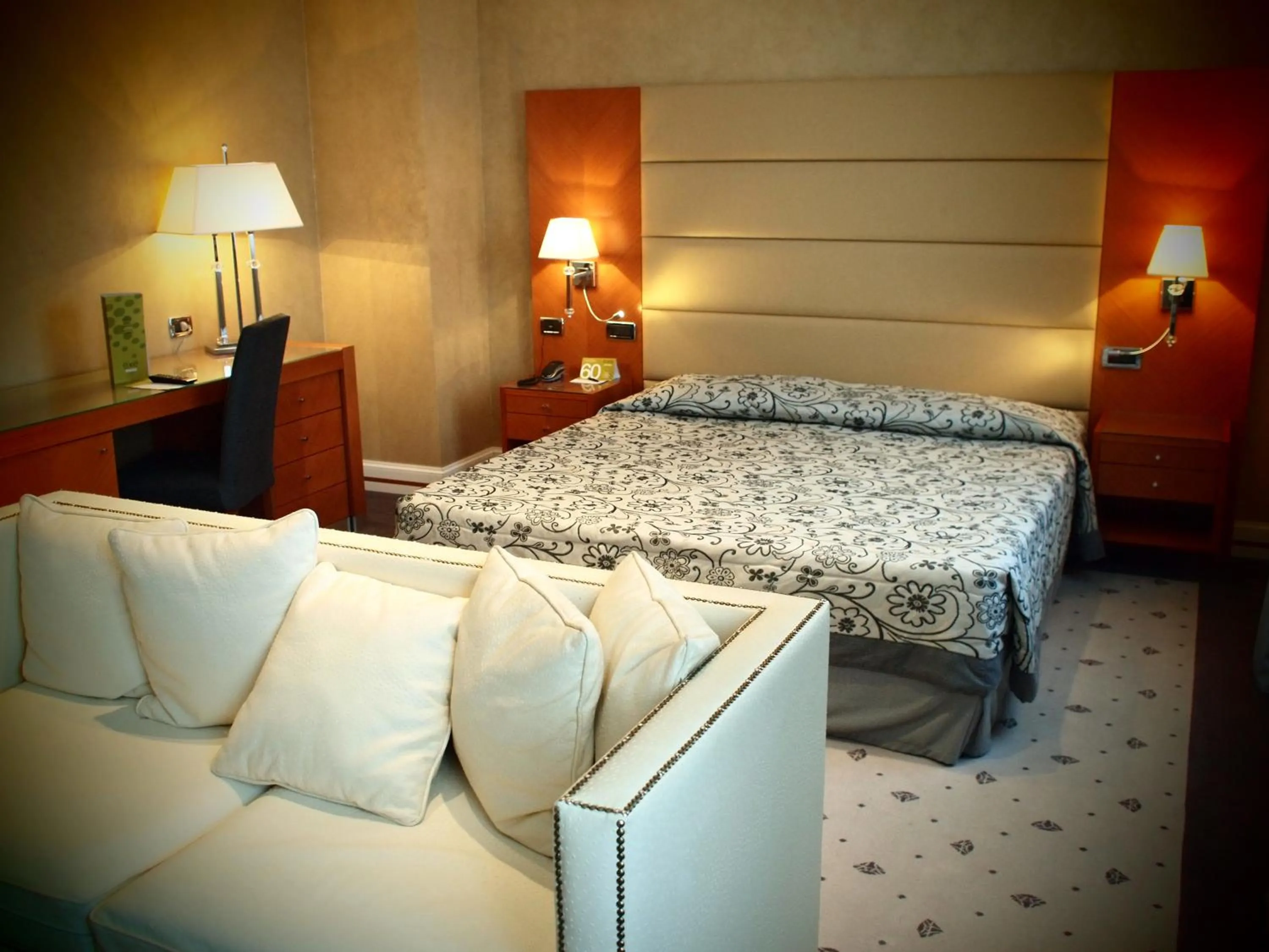 Bed in Hotel Perusia