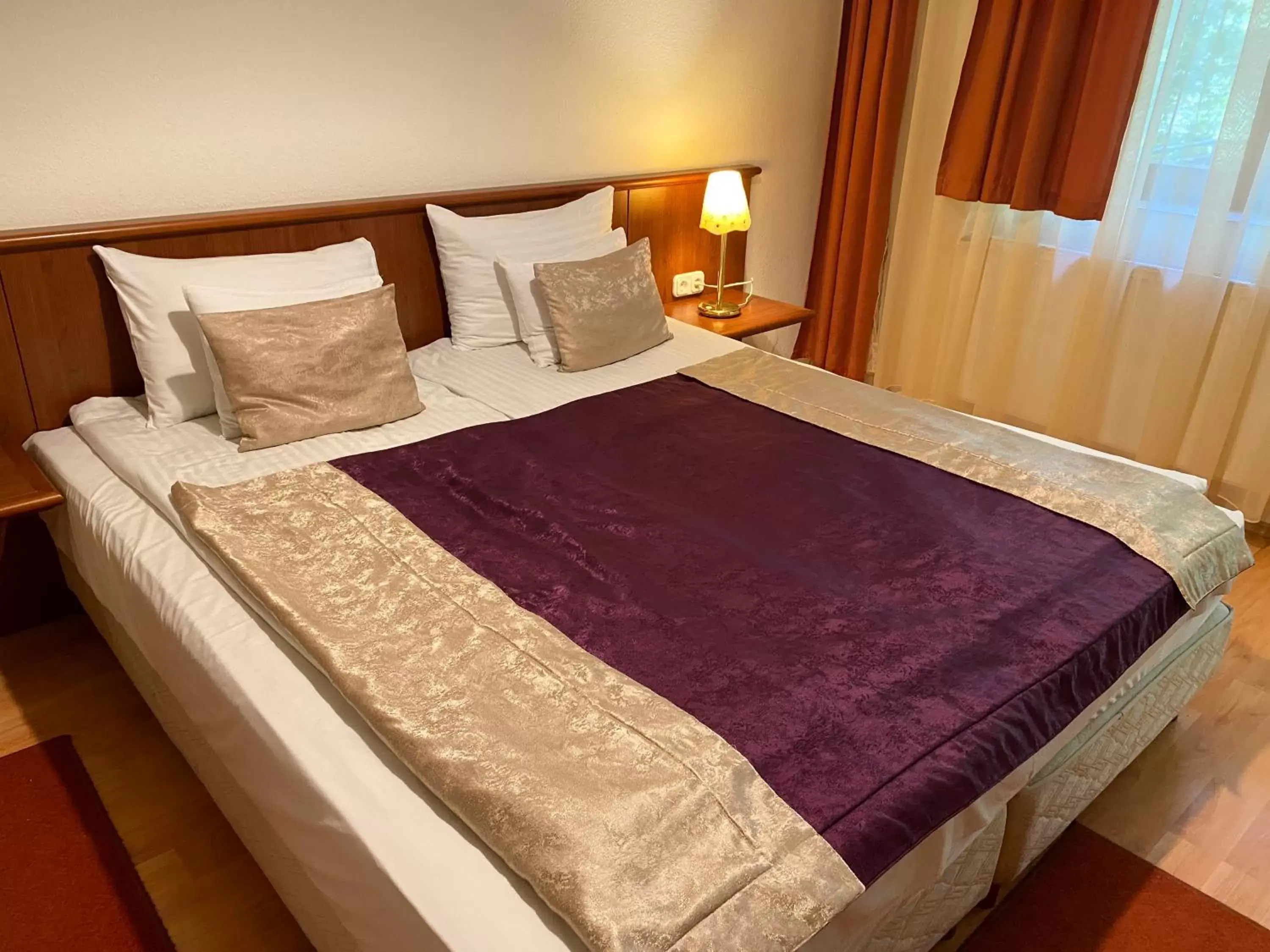 Budget Family Apartment - Annex (3 Adults) in Gold Hotel Budapest Budget Family Apartment - Annex (3 Adults) in Gold Hotel Budapest