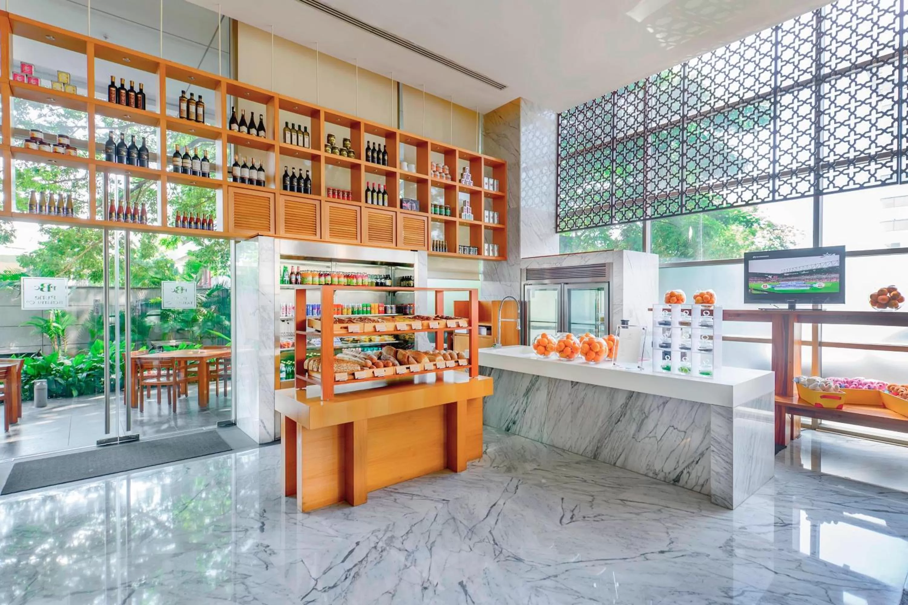 Restaurant/places to eat in JW Marriott Pune