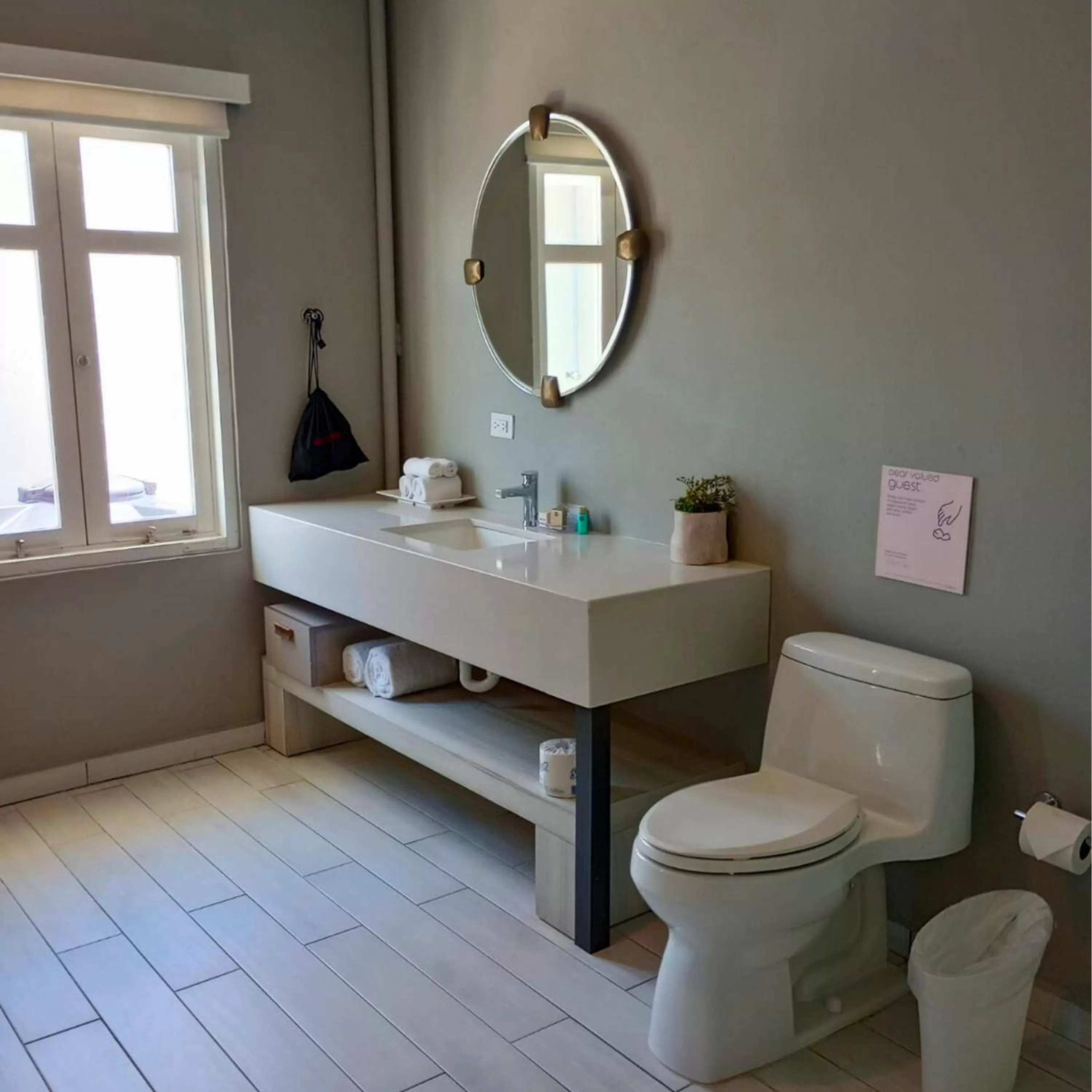 Bathroom in Trópica Beach Hotel