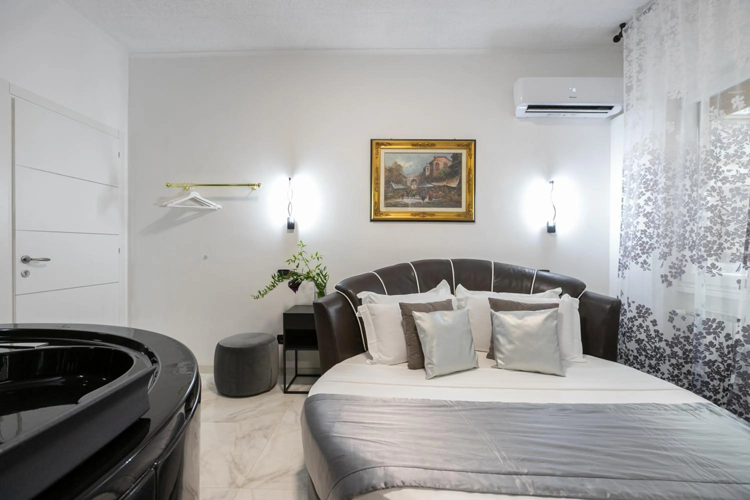 Other, Bed in Gregorio VII Luxury Suites San Damaso