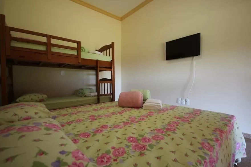 Photo of the whole room, Bed in Pousada Sorocabana