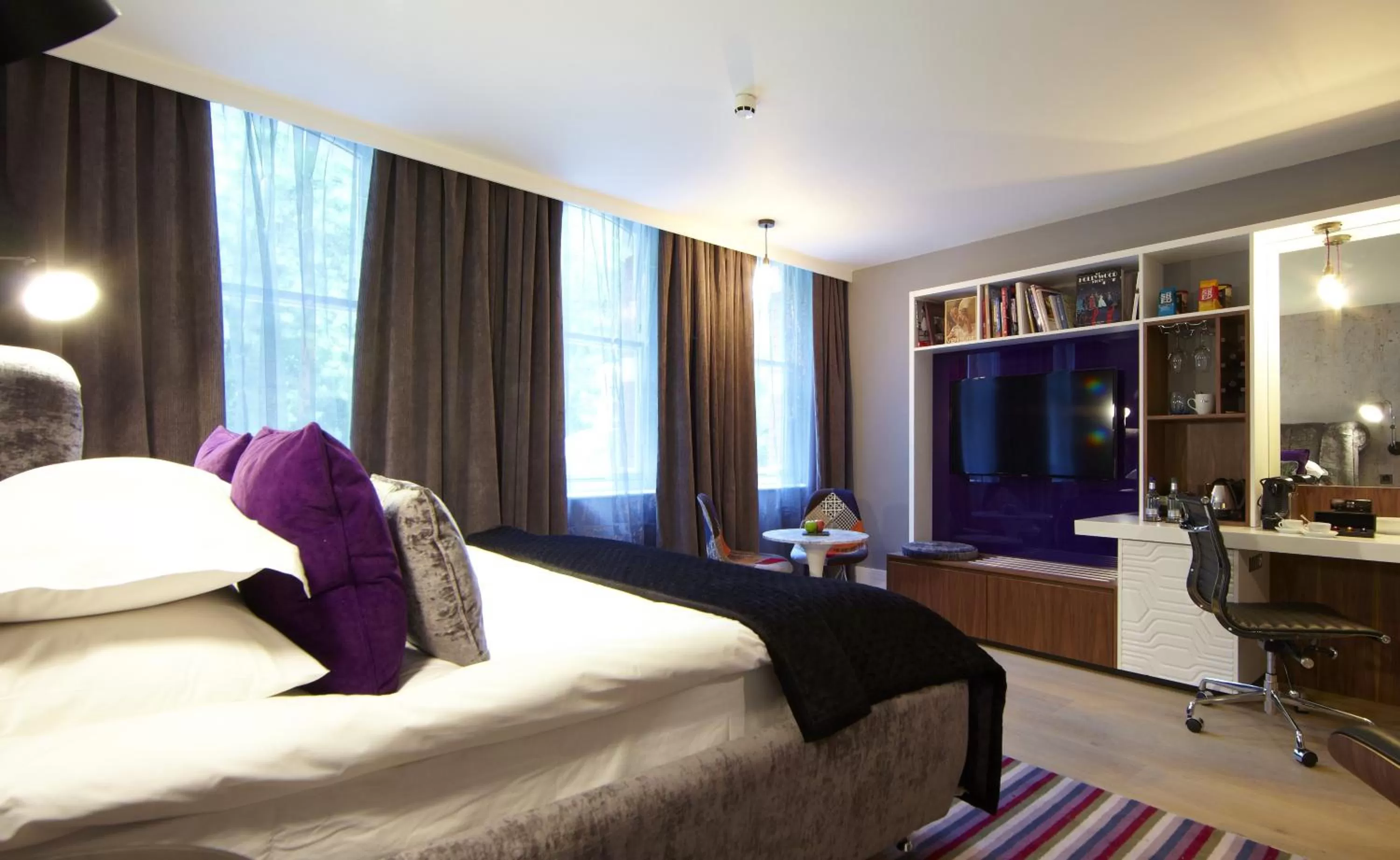 Bedroom, Bed in Malmaison London