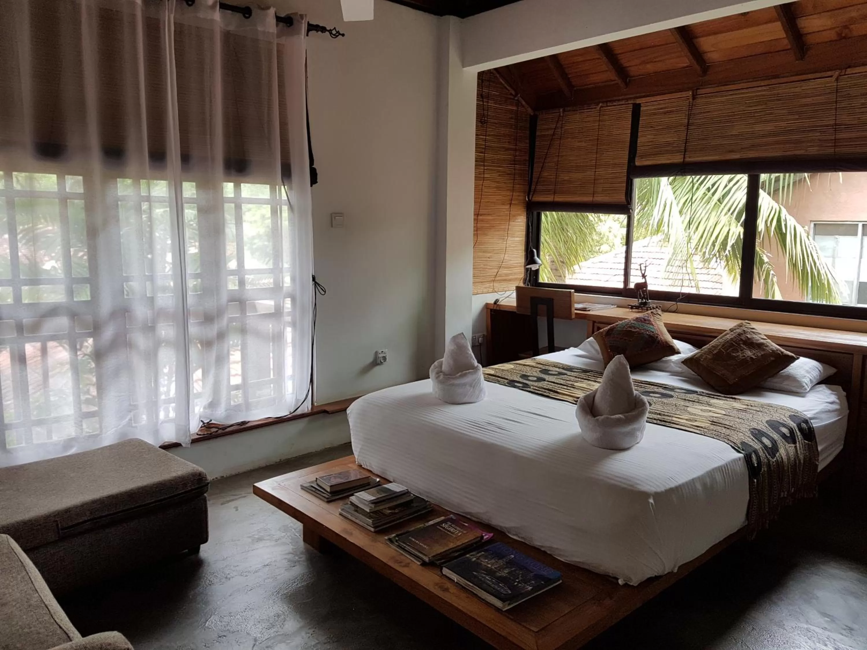 Day, Bed in Highbury Colombo