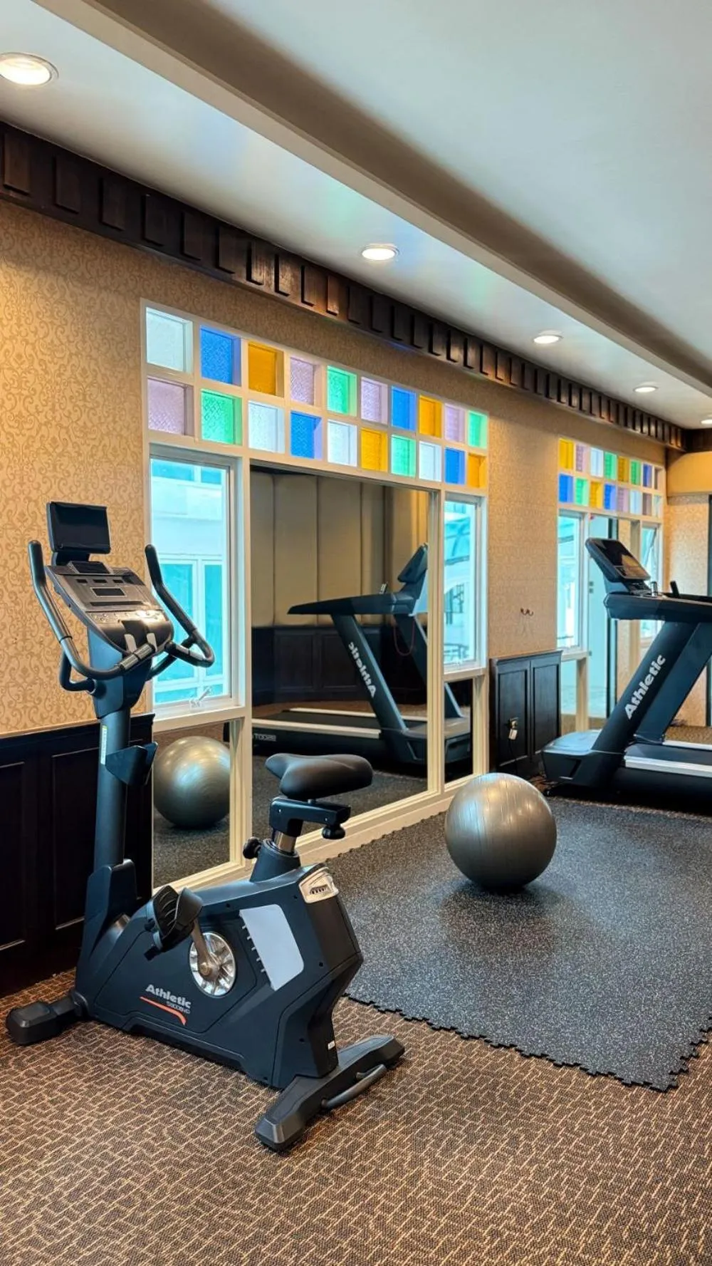 Fitness centre/facilities in Grand Supicha City Hotel