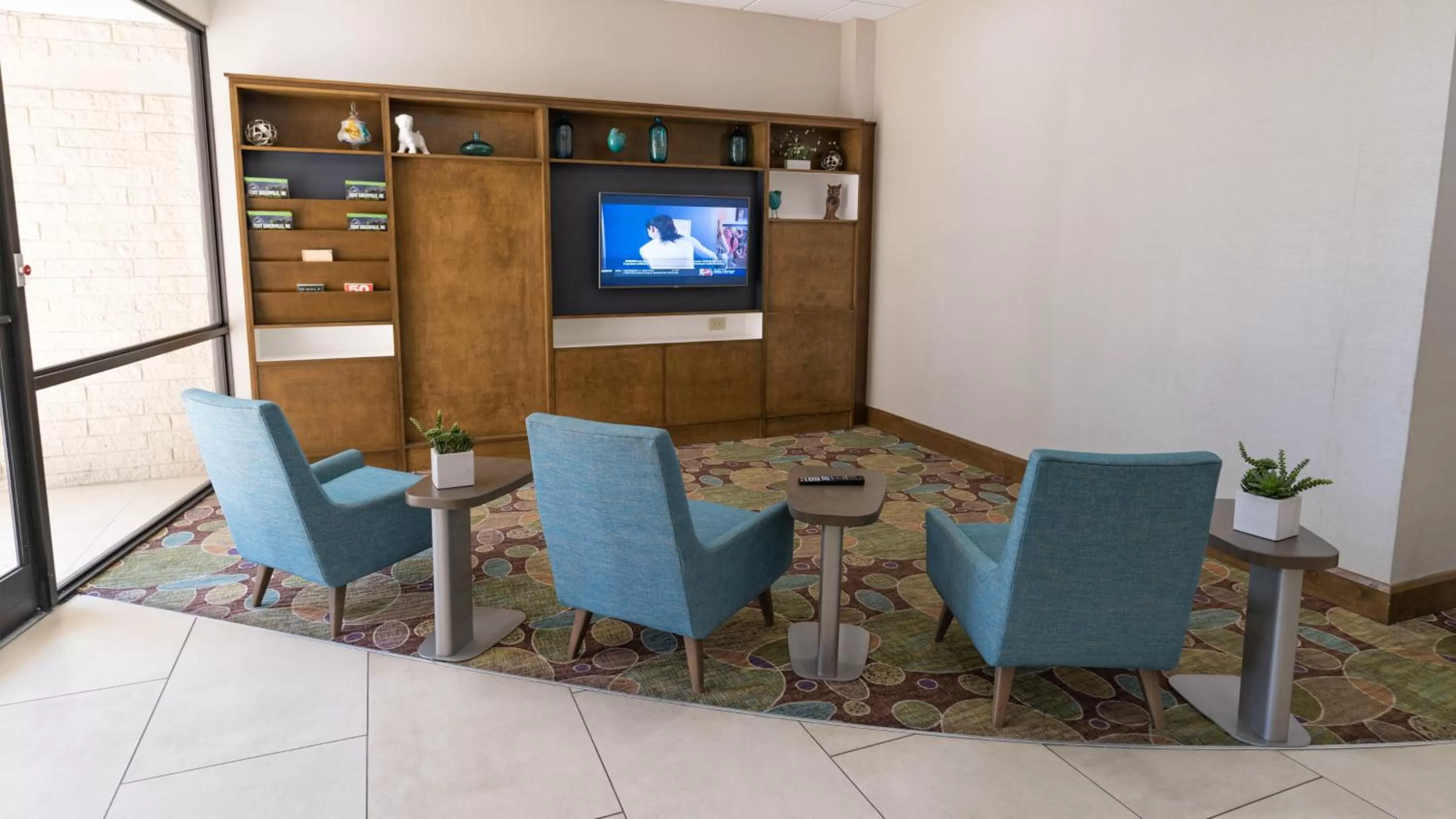 Property building in Holiday Inn Greenville by IHG