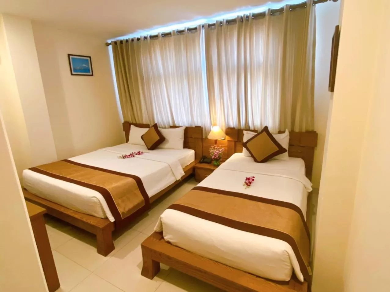 Bed in Ipeace Hotel - Bùi Viện Walking Street