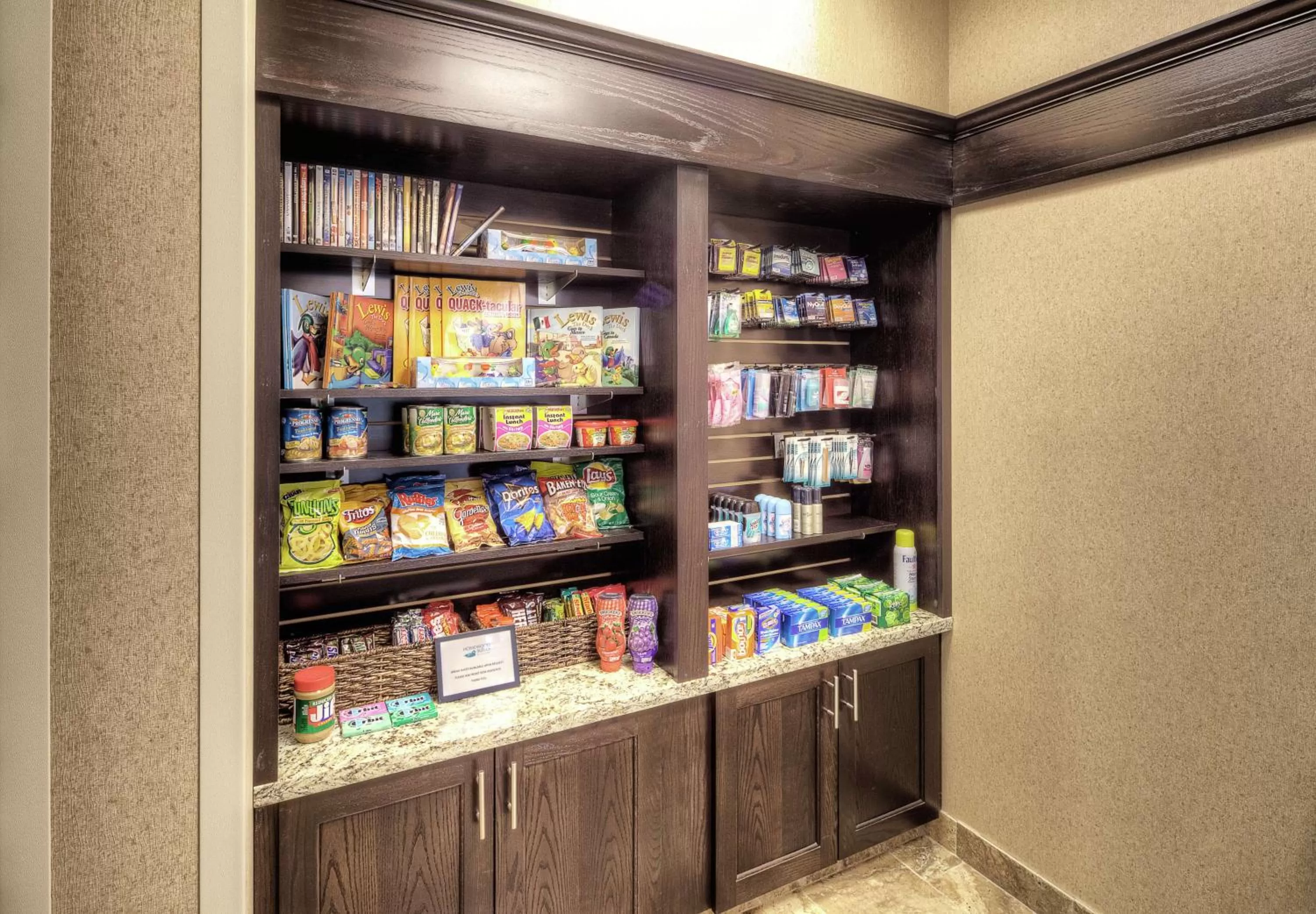 Dining area in Homewood Suites by Hilton Victoria