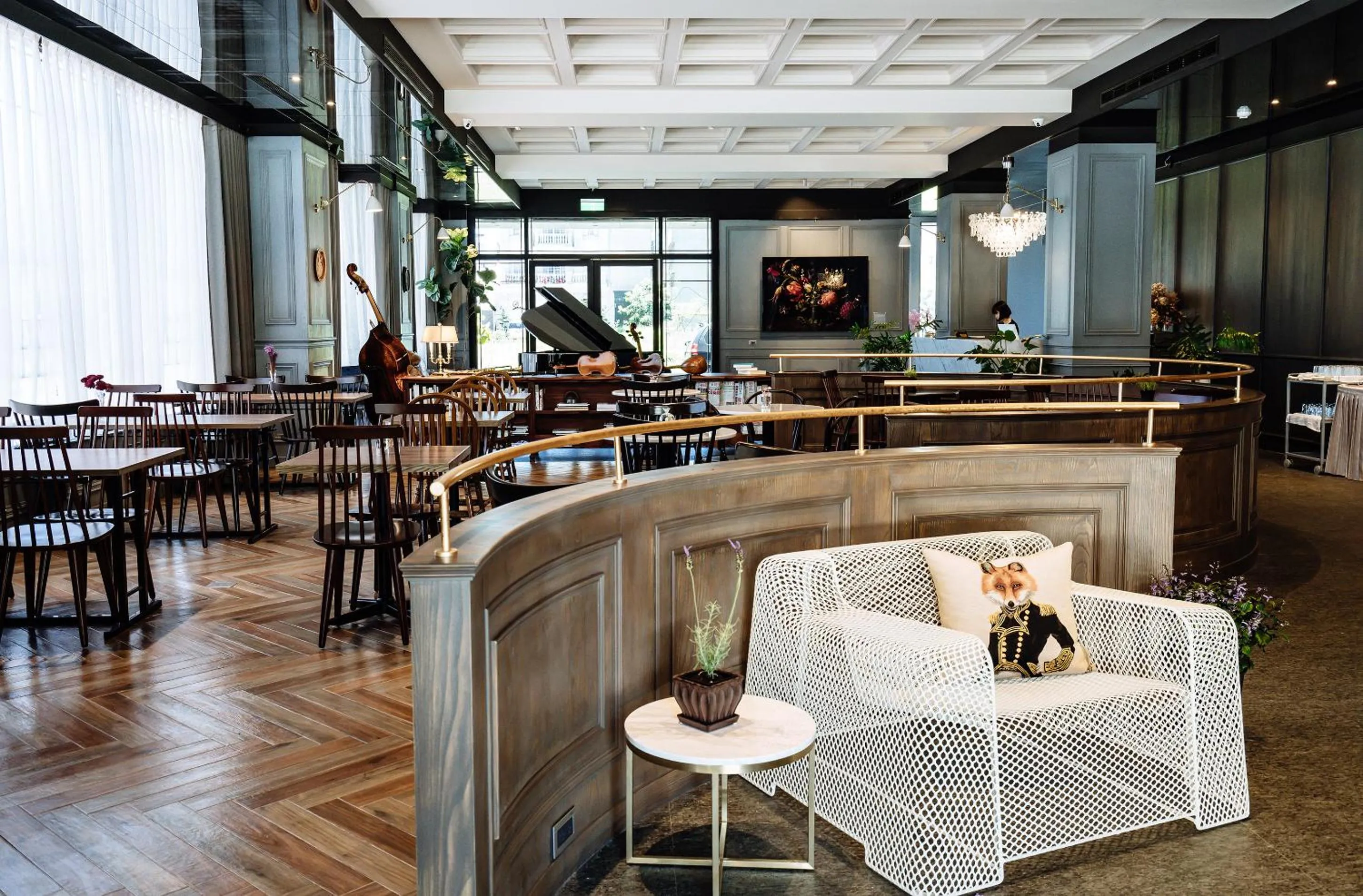 Restaurant/places to eat in Hôtel de Ľeau