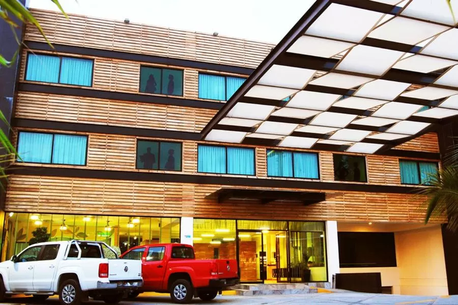 Hotel Andiroba Palace