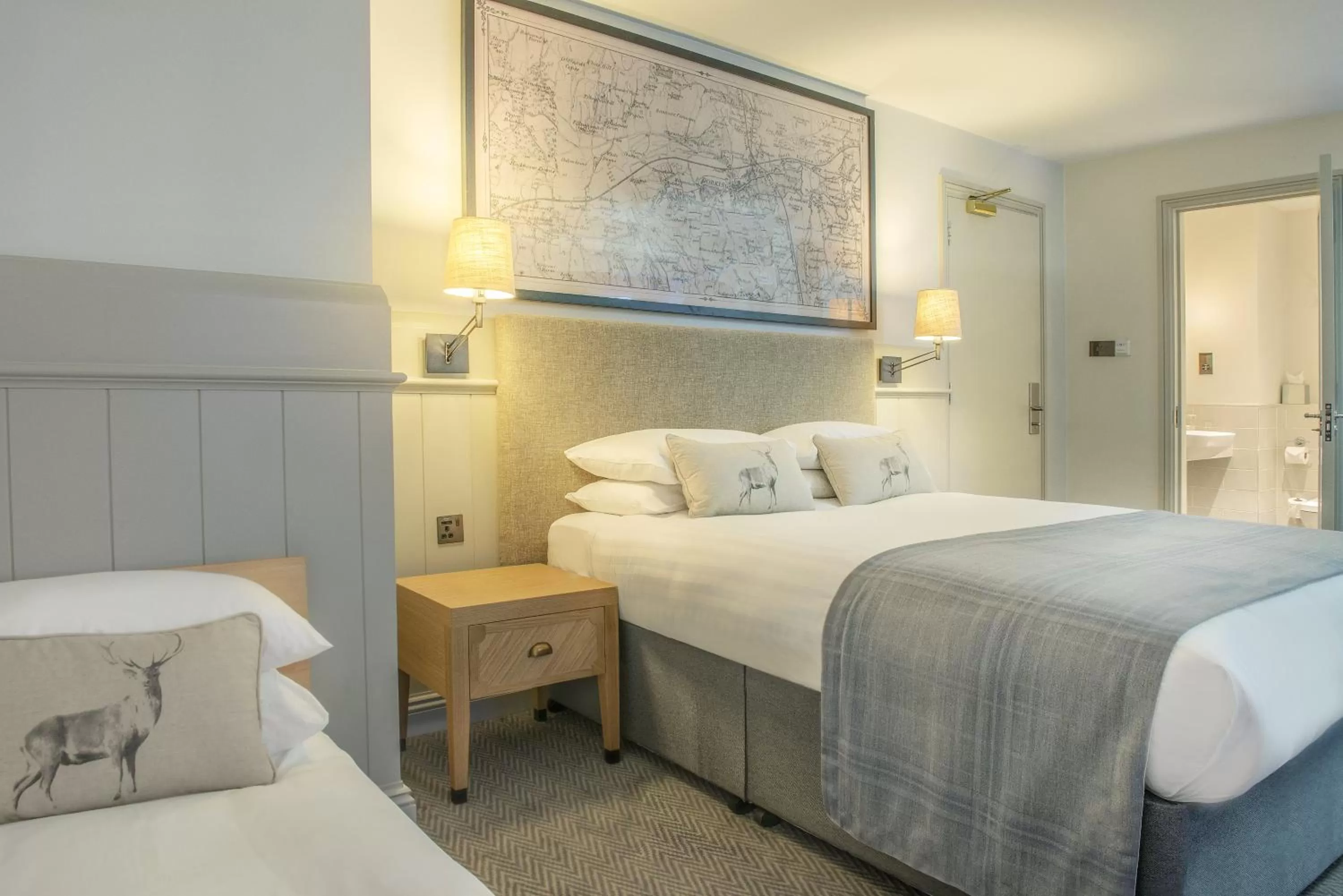 Bedroom, Bed in Wotton House