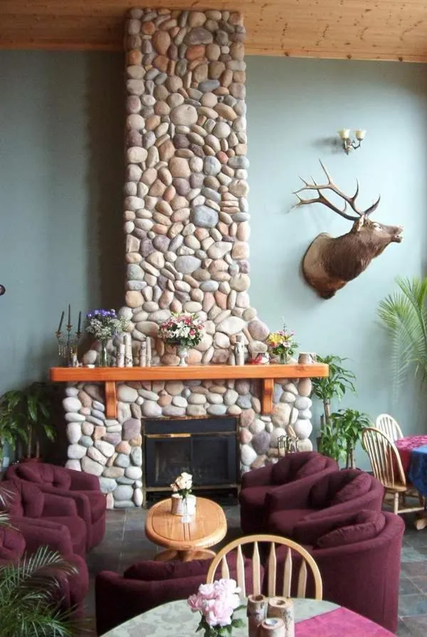 Lounge or bar in Glenogle Mountain Lodge and Spa