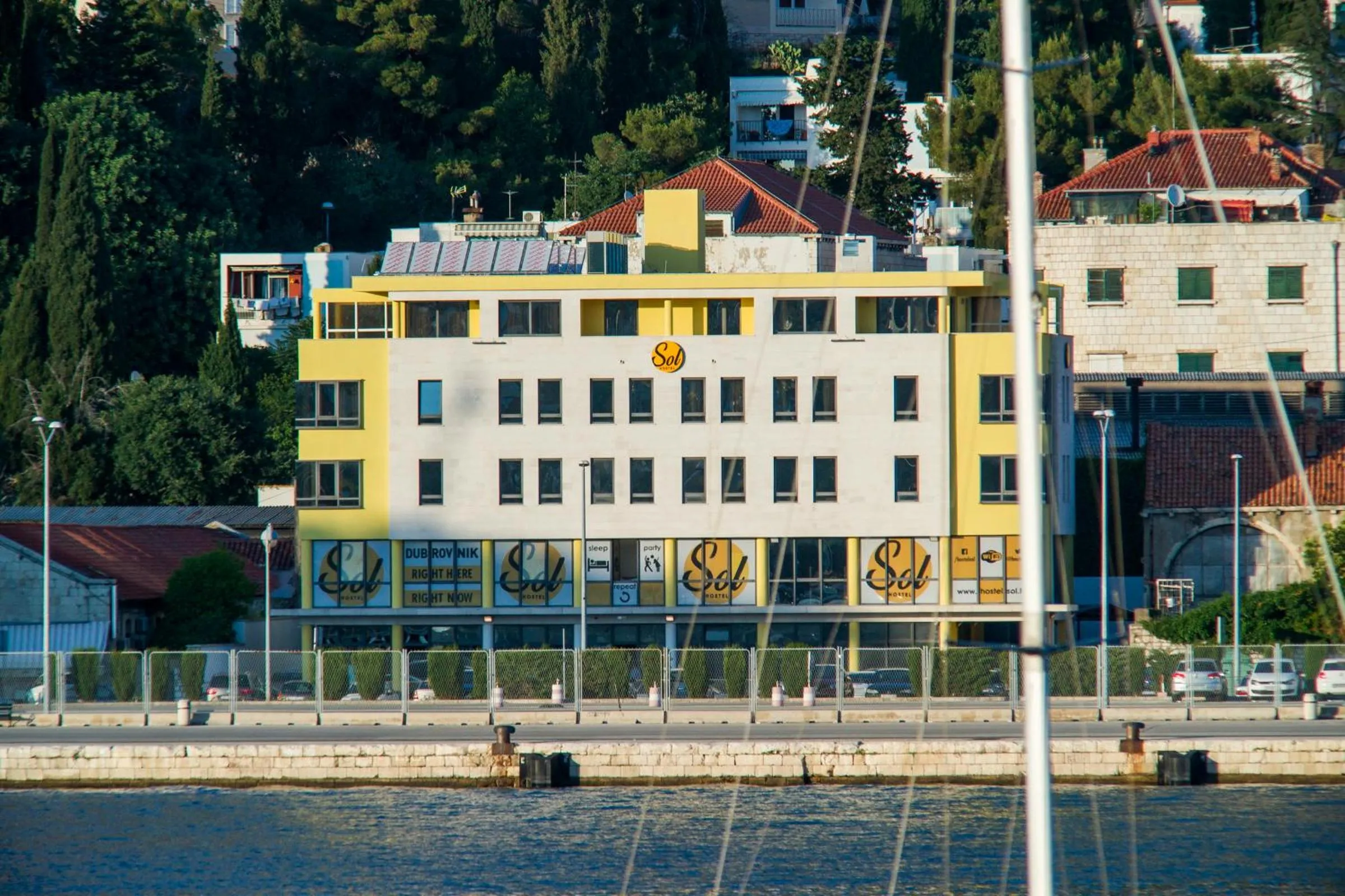 Property building in Hostel Sol