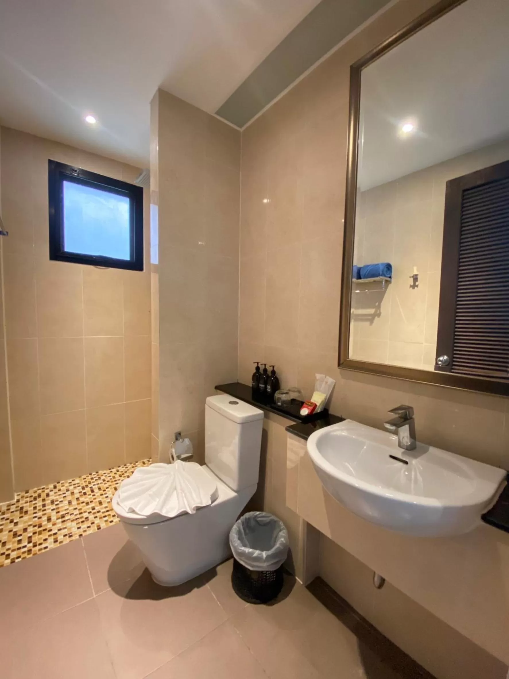 Yotaka Bangkok Hotel