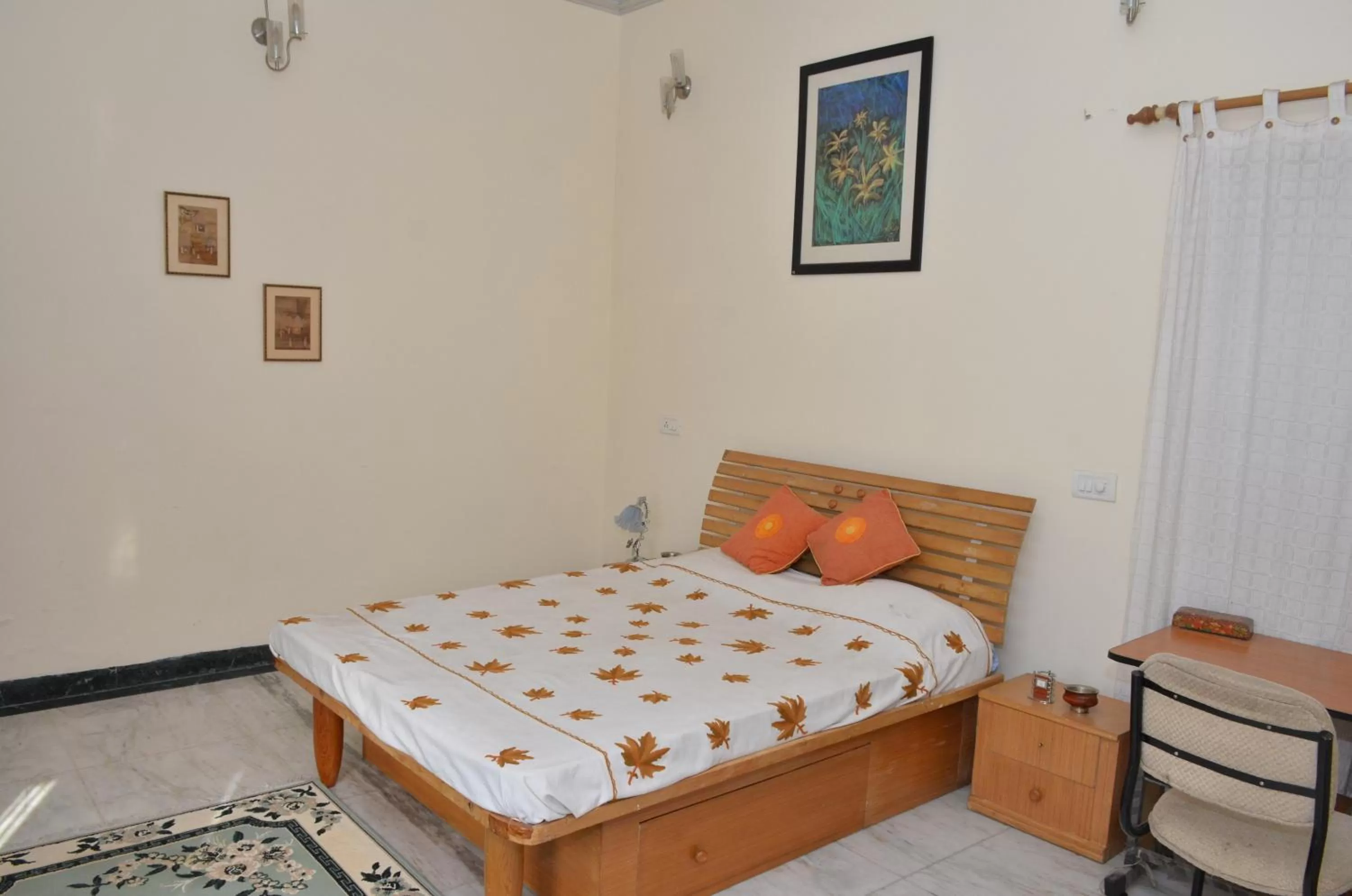 Bed in Sandy's Homestay