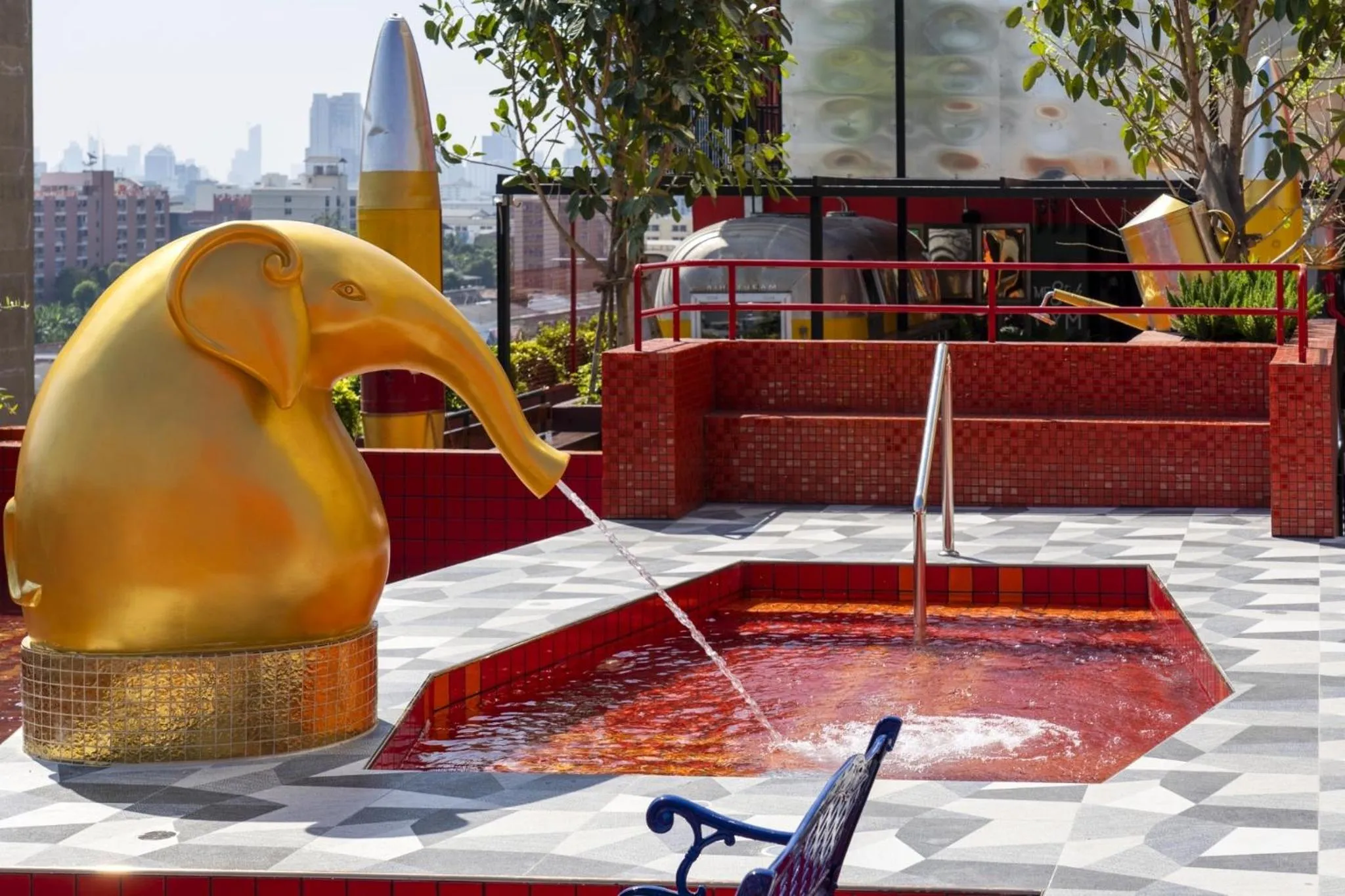 Swimming pool in MeStyle Museum Hotel